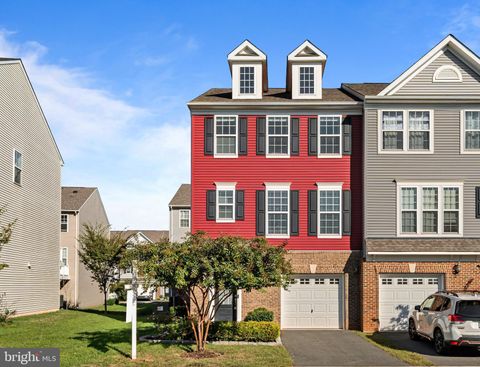 8540 FORTROSE DRIVE MANASSAS VA 20109