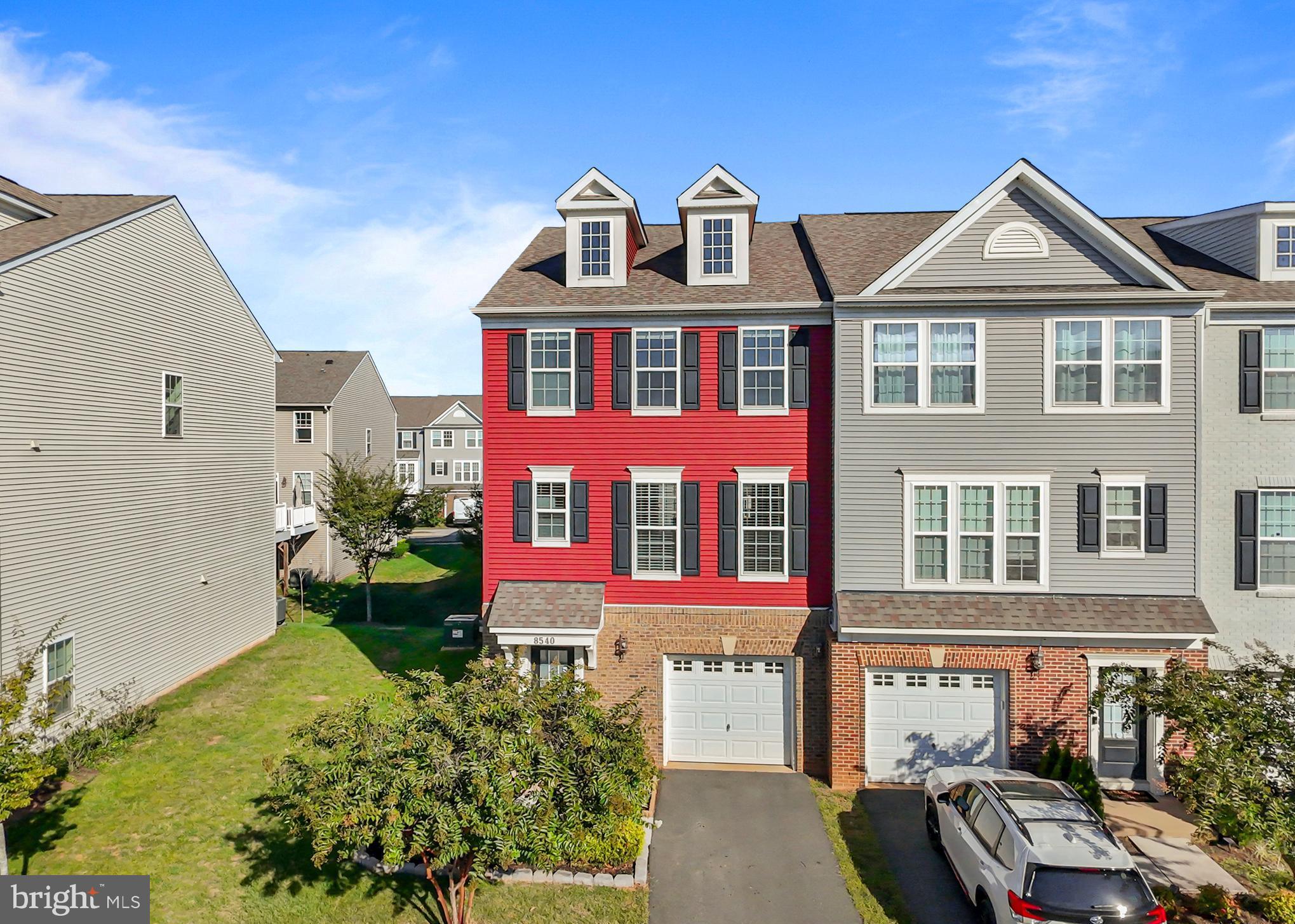 8540 FORTROSE DRIVE