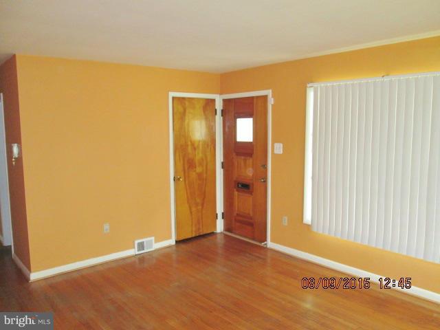 HALFWAY - Residential