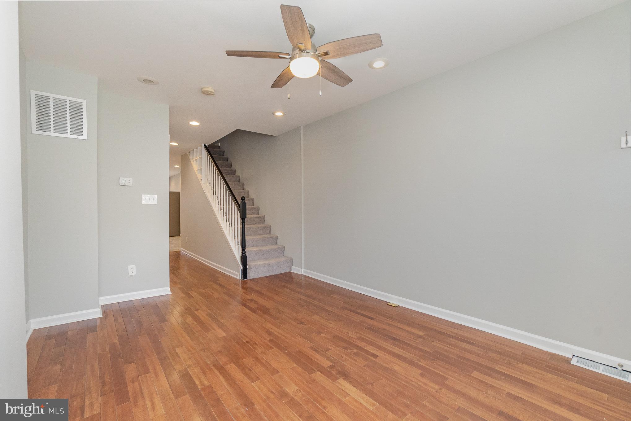 WASHINGTON VILLAGE - Residential