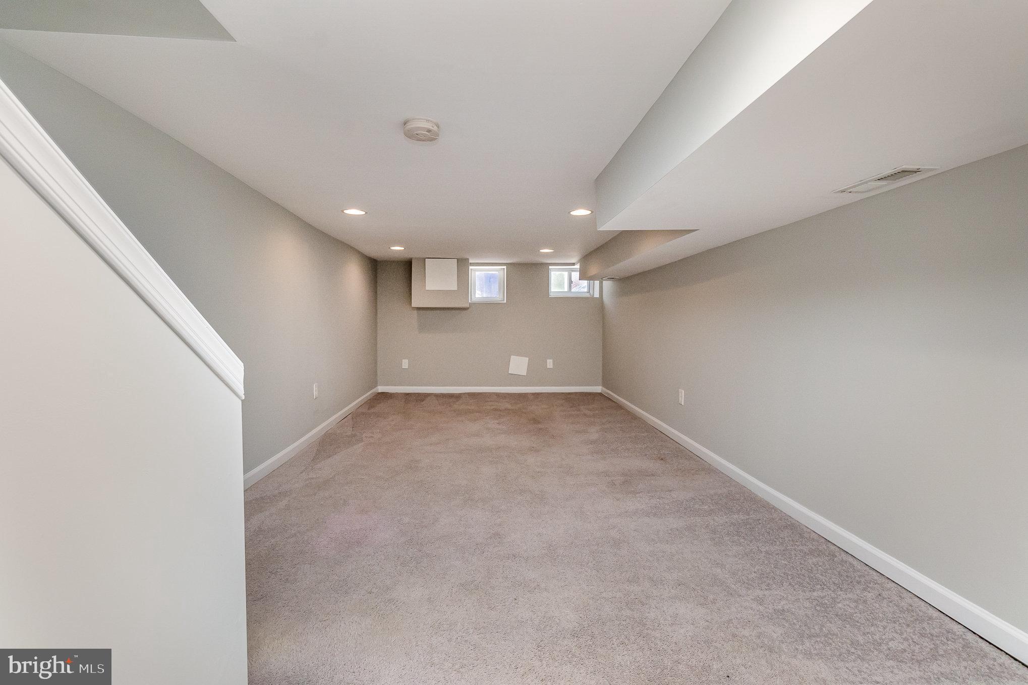 WASHINGTON VILLAGE - Residential