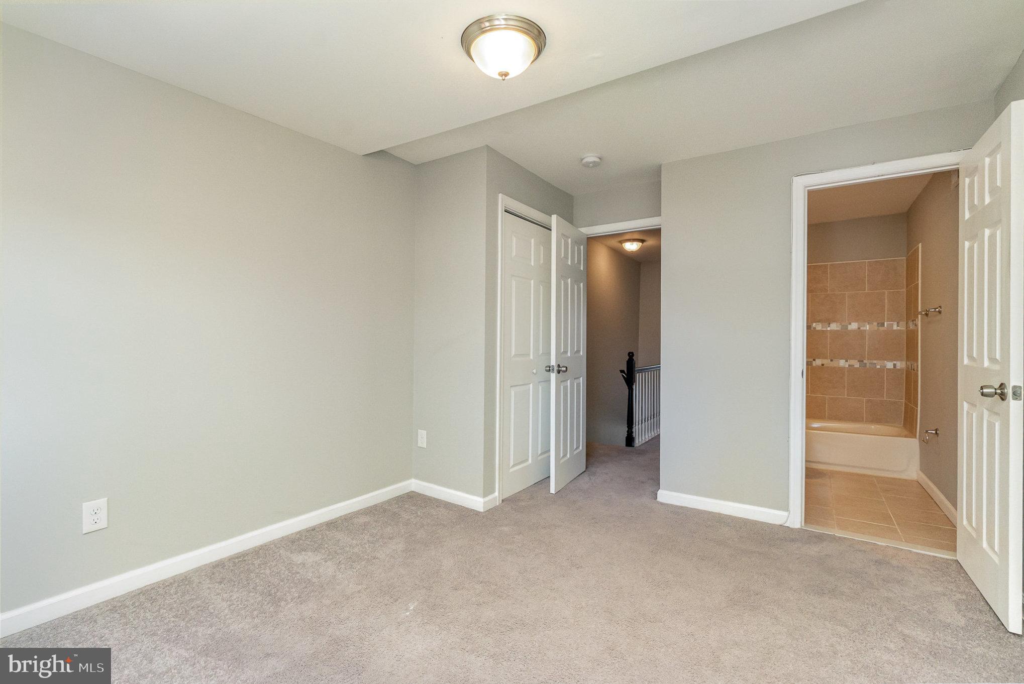 WASHINGTON VILLAGE - Residential