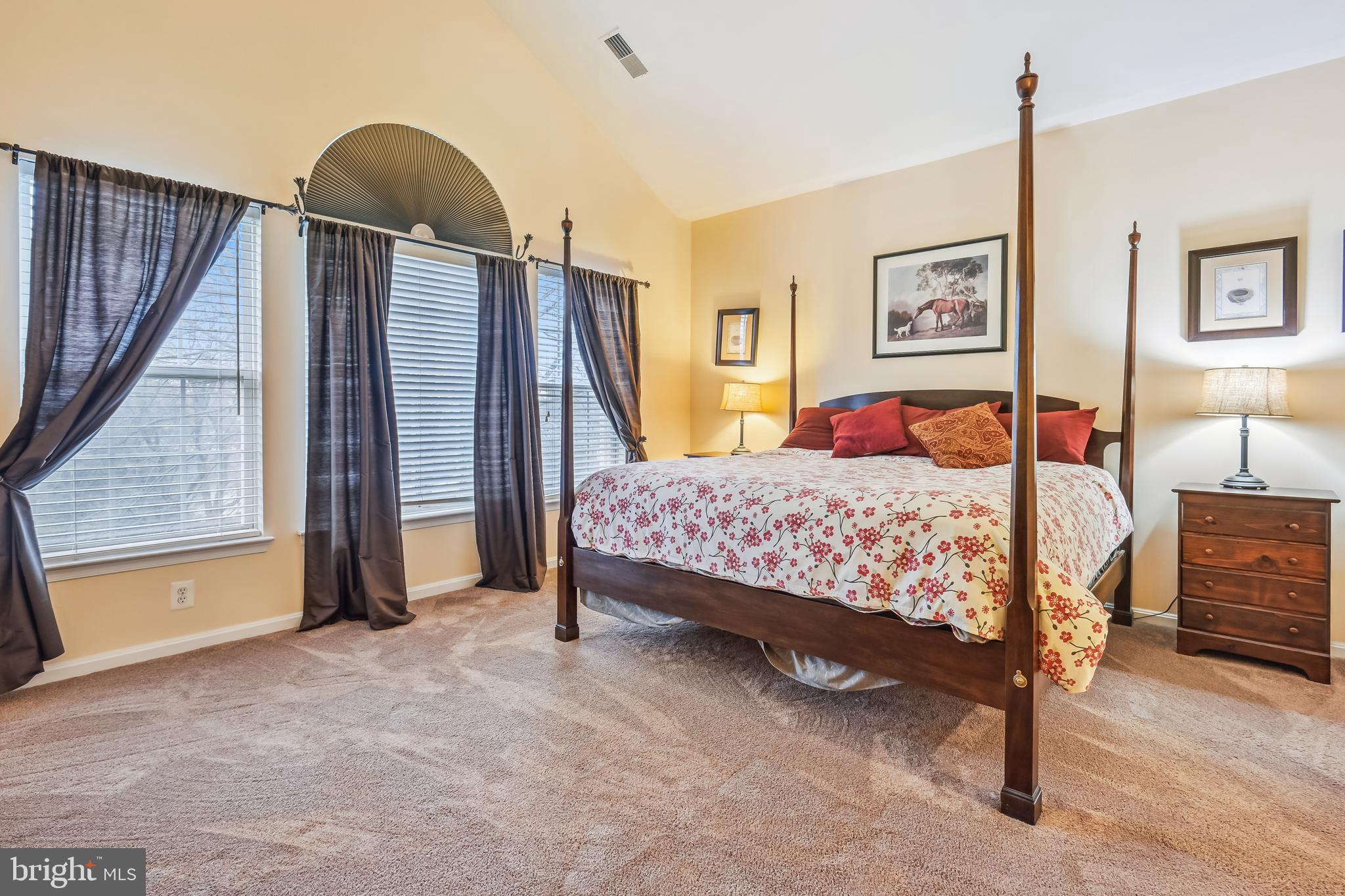 CORTLAND SQUARE - Residential