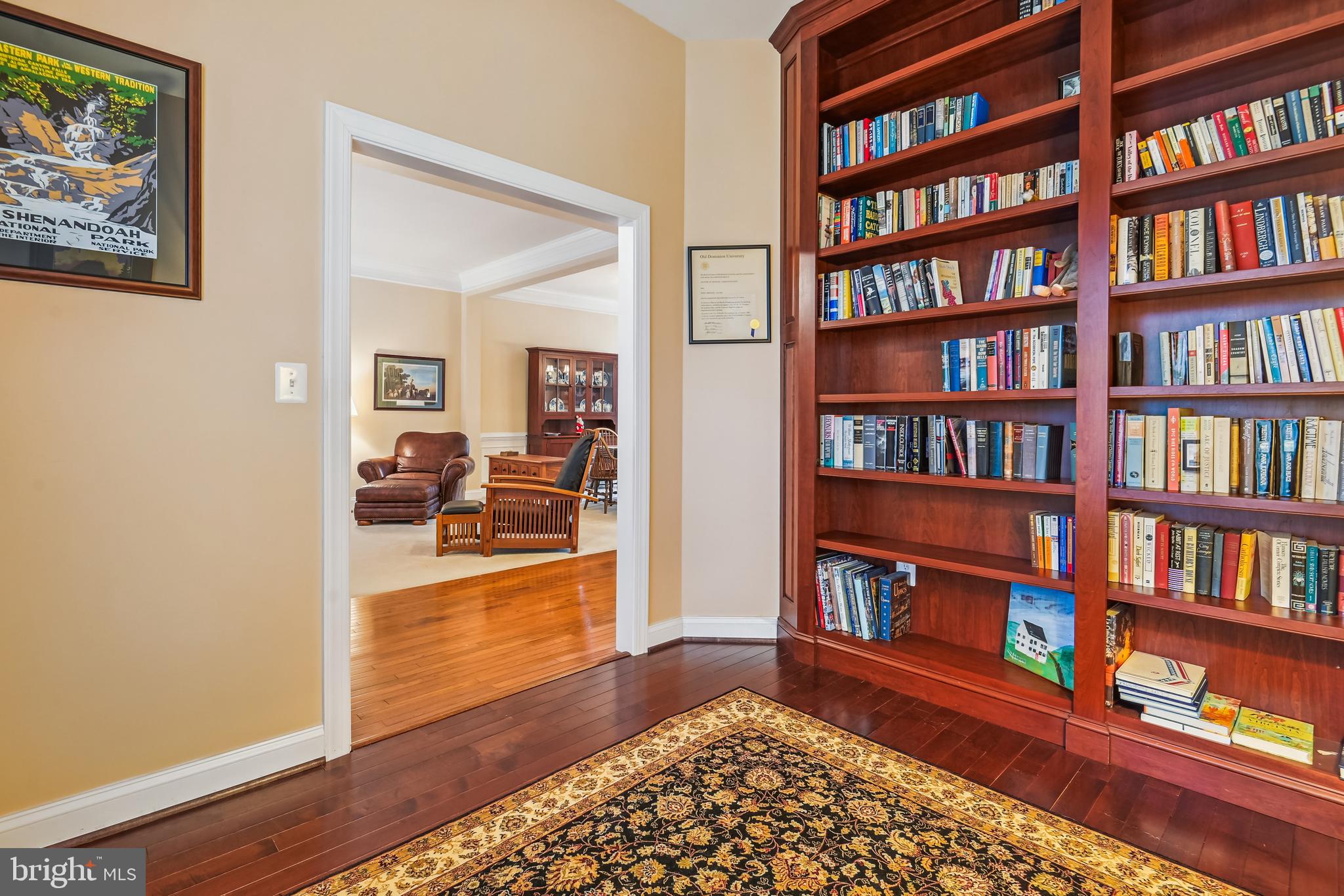 CORTLAND SQUARE - Residential