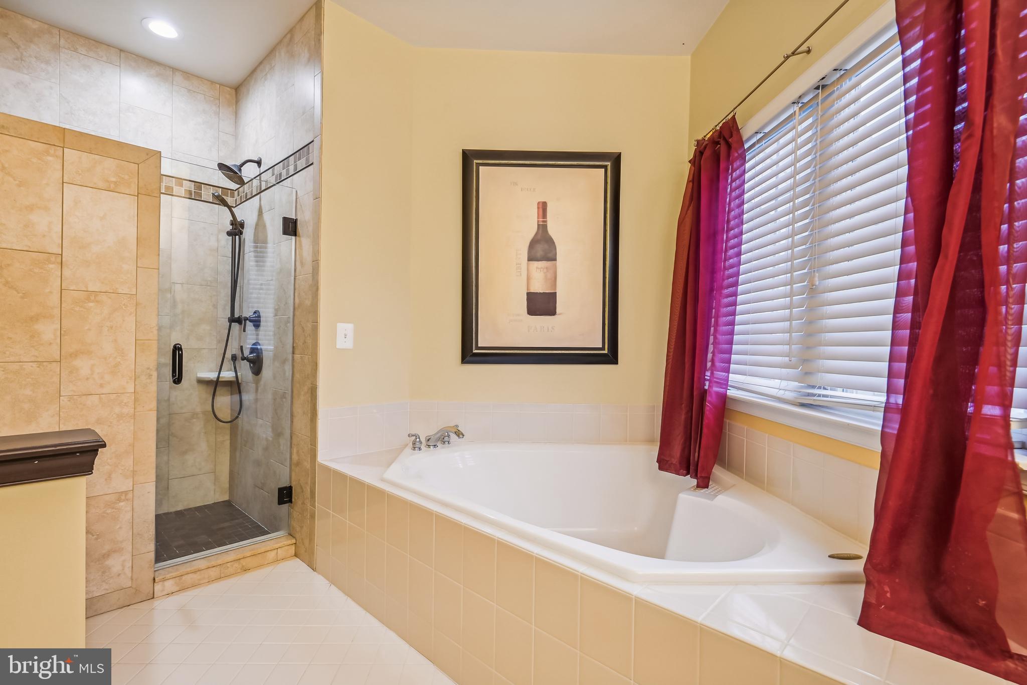 CORTLAND SQUARE - Residential