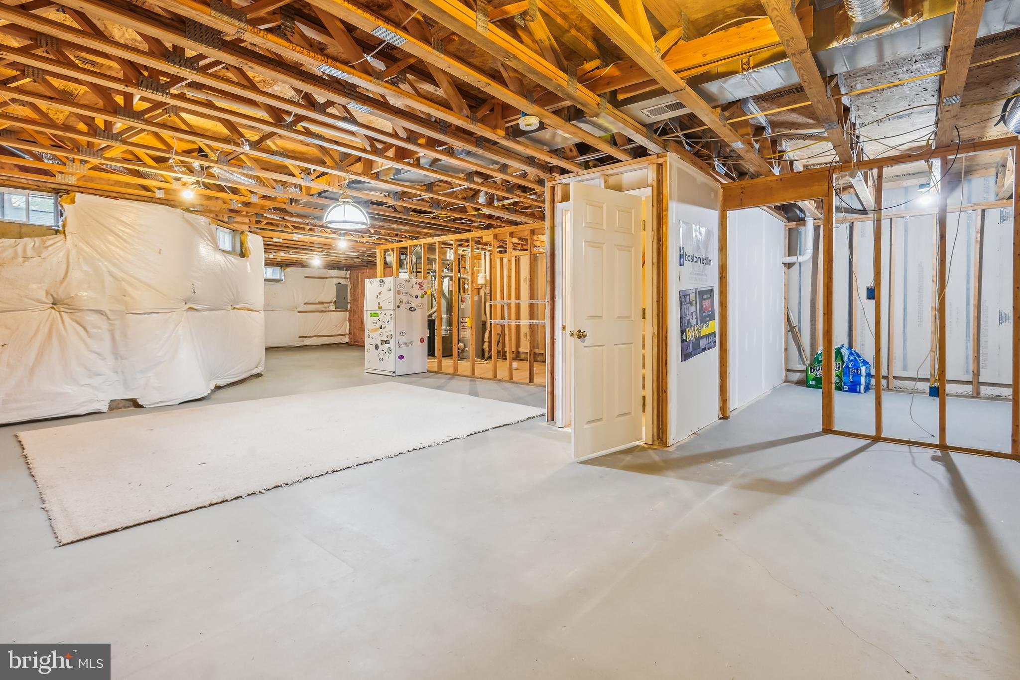 CORTLAND SQUARE - Residential