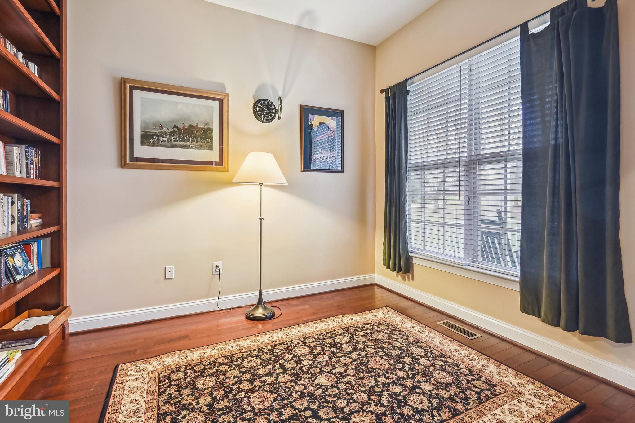 CORTLAND SQUARE - Residential