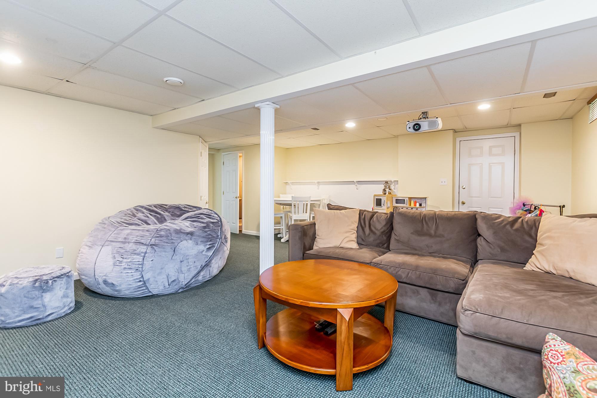 HICKORY OVERLOOK - Residential