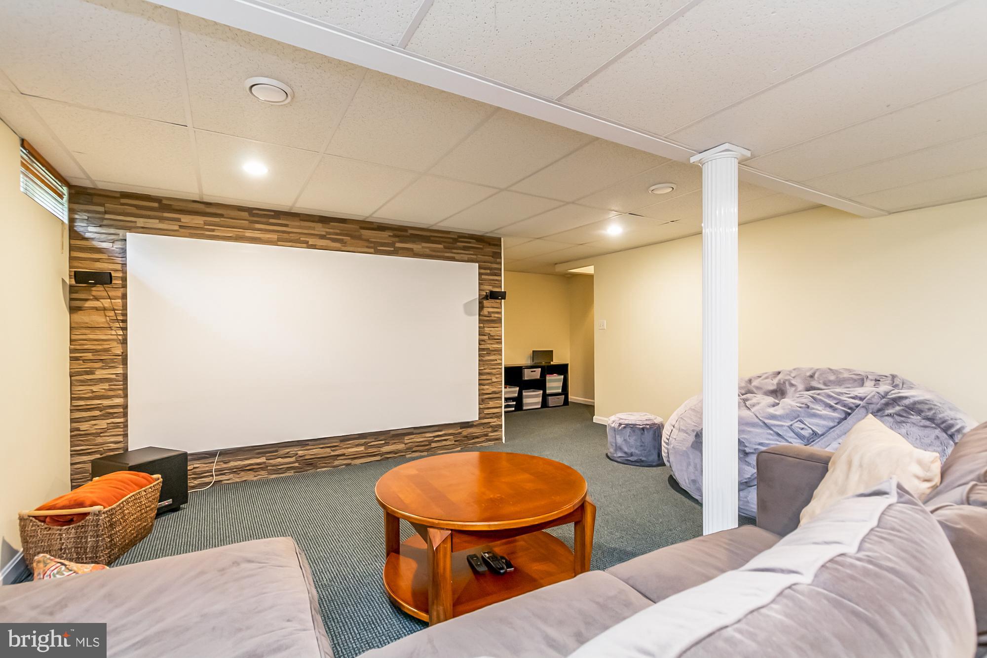 HICKORY OVERLOOK - Residential