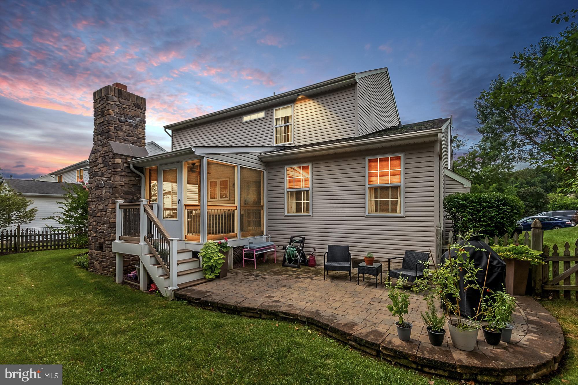 HICKORY OVERLOOK - Residential