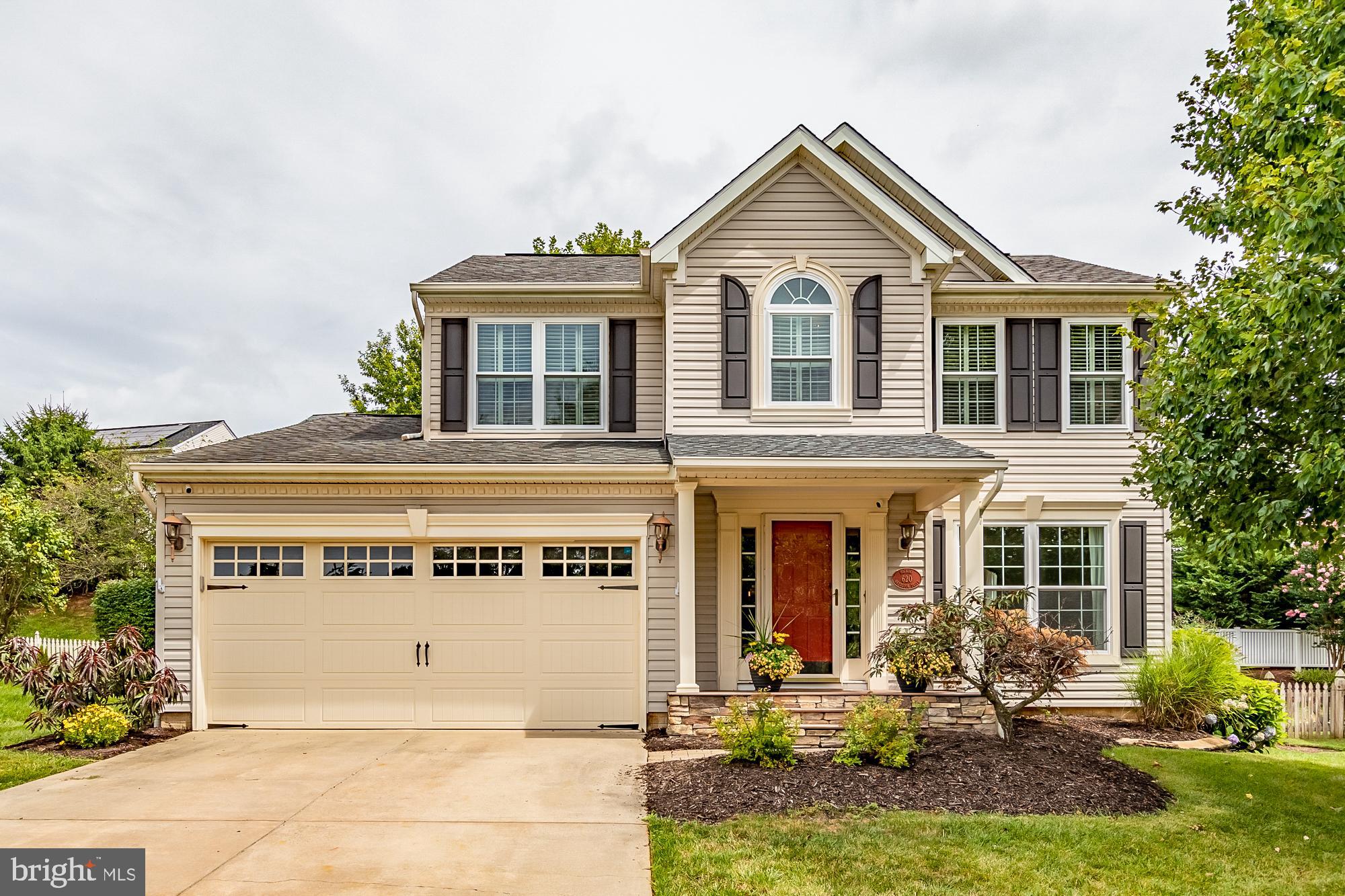 HICKORY OVERLOOK - Residential