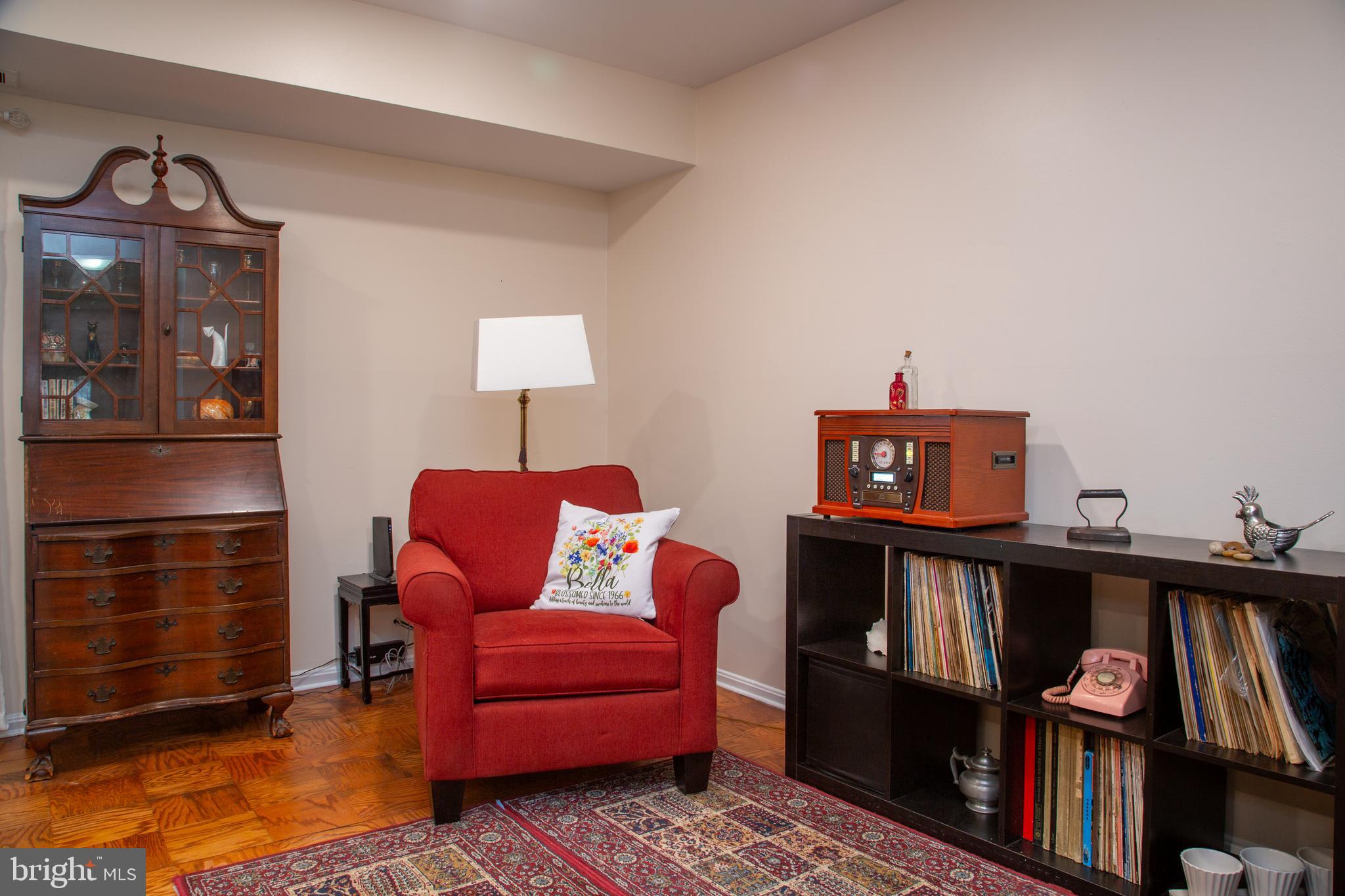 CHARLESTOWNE VILLAGE - Residential