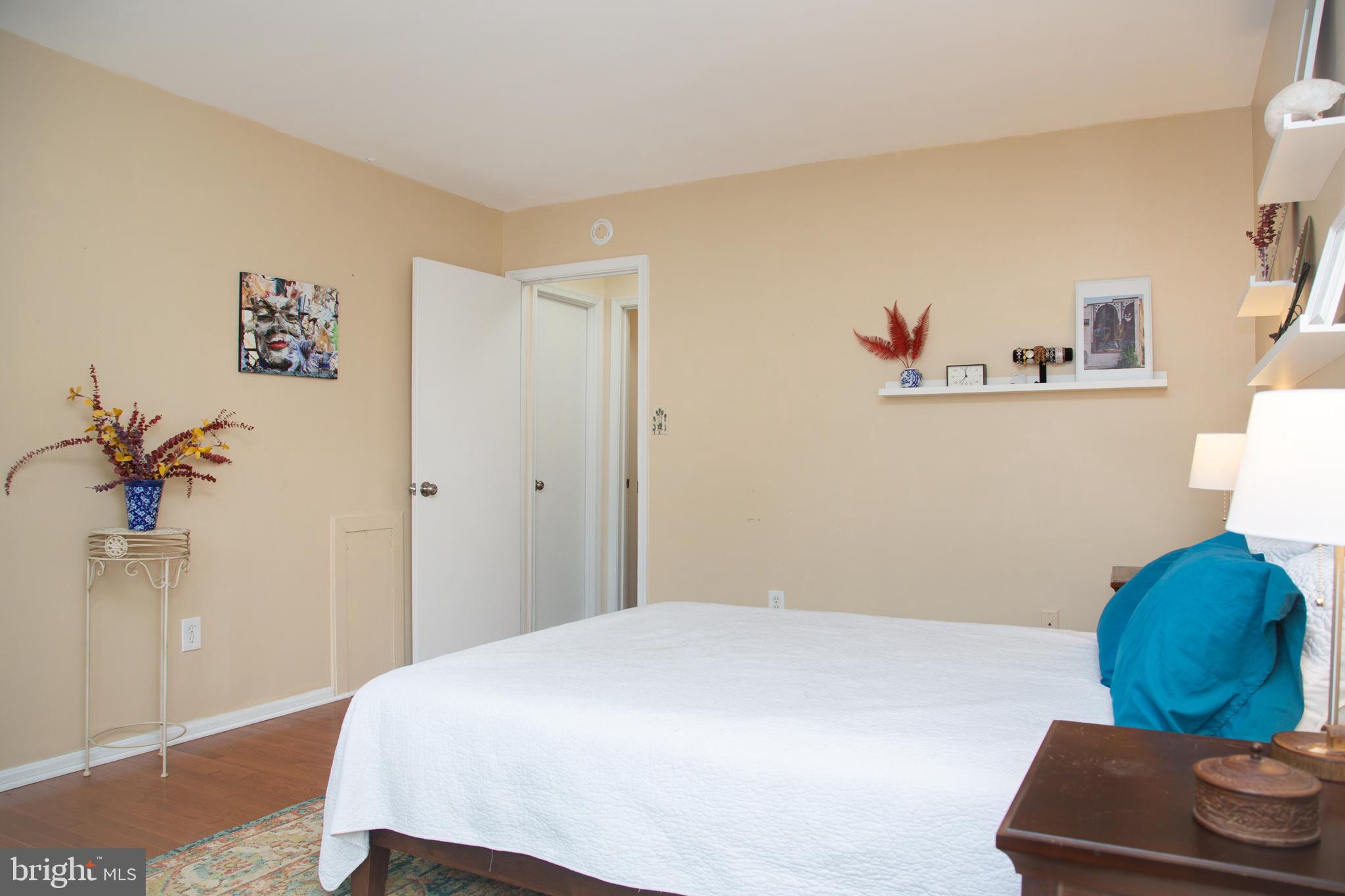 CHARLESTOWNE VILLAGE - Residential