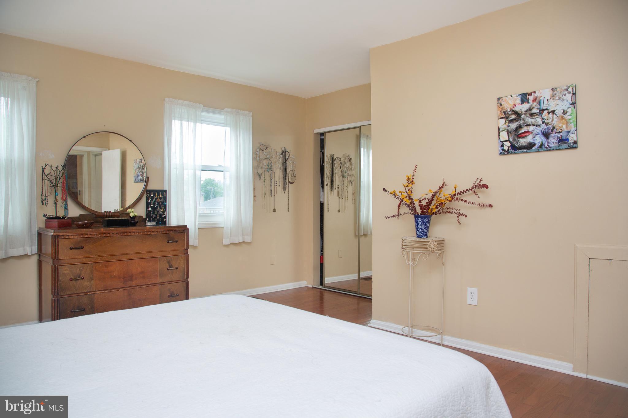 CHARLESTOWNE VILLAGE - Residential