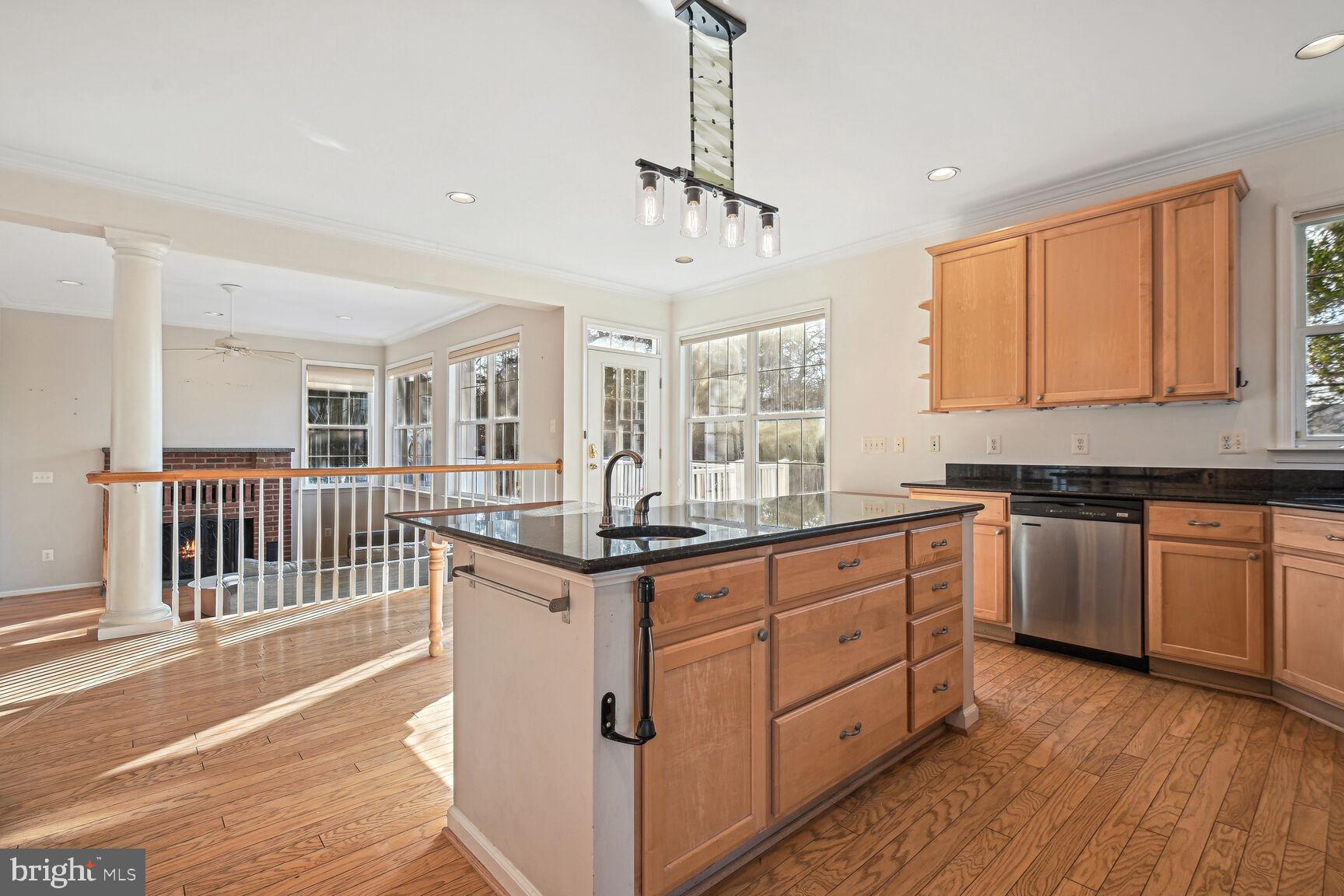 KENTLANDS - Residential