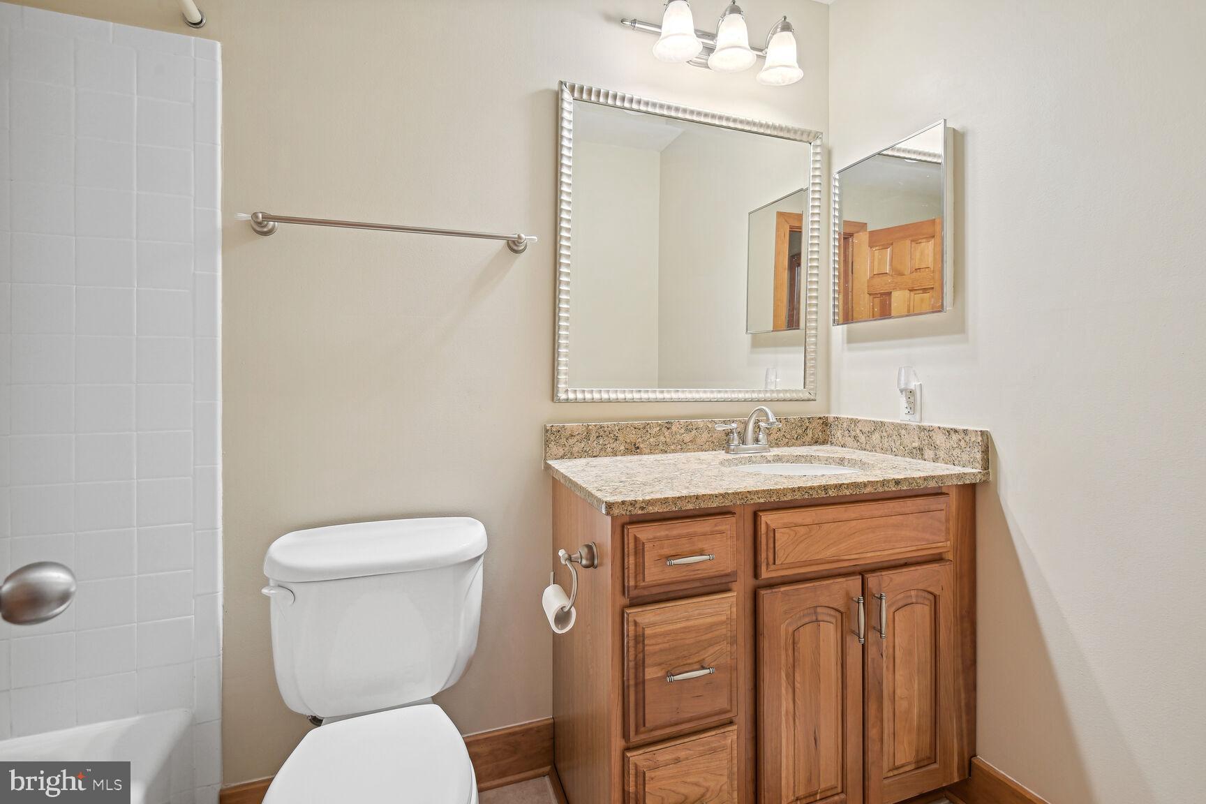 KENTLANDS - Residential