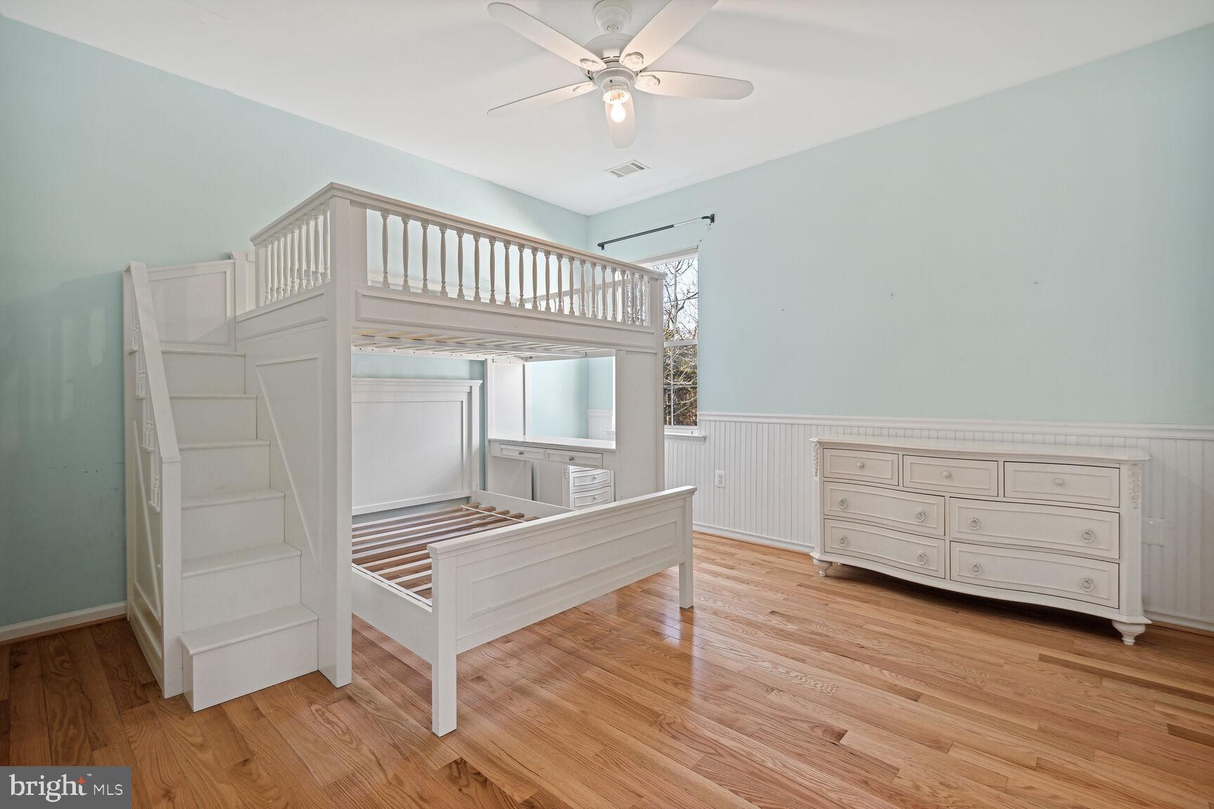 KENTLANDS - Residential