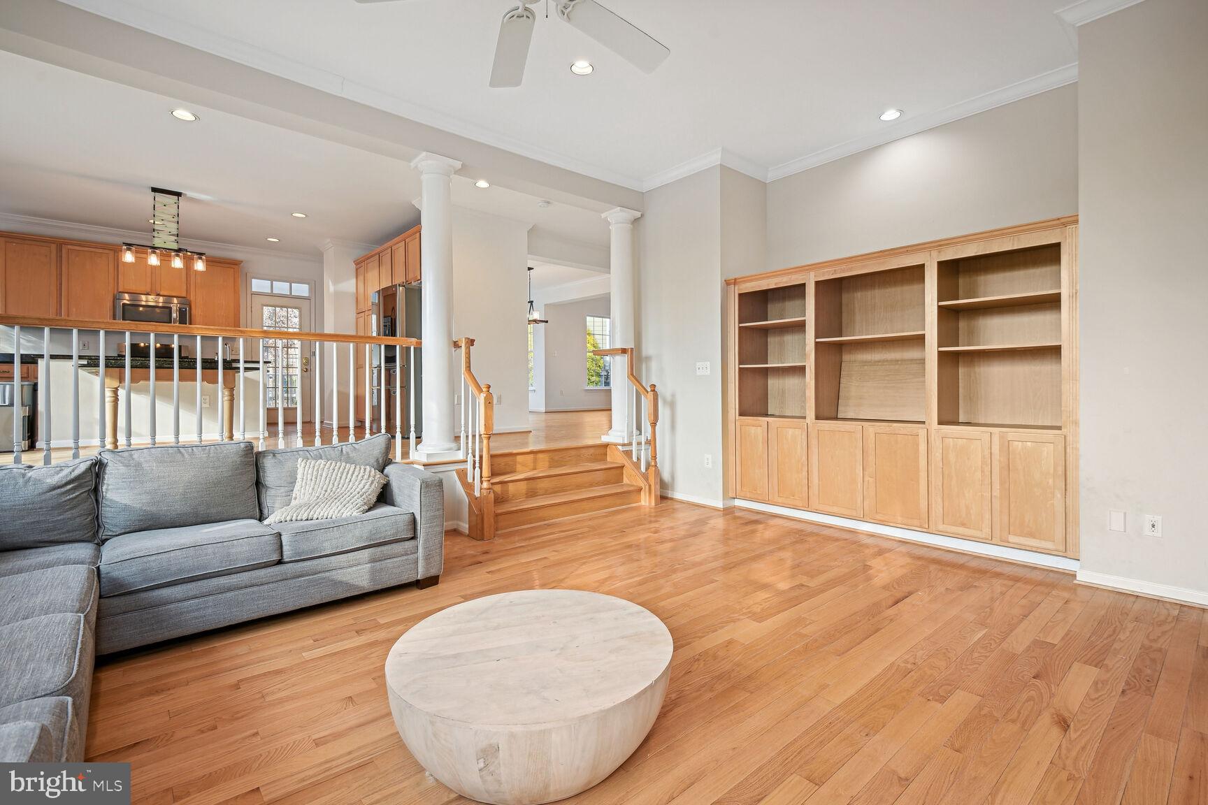 KENTLANDS - Residential