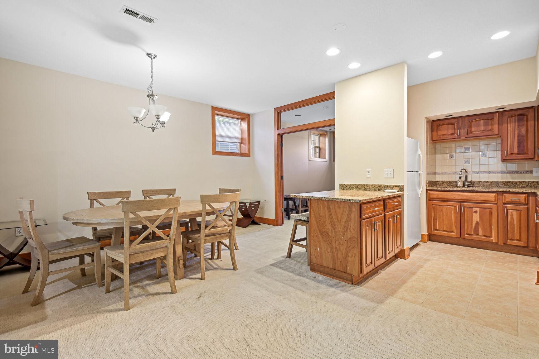 KENTLANDS - Residential