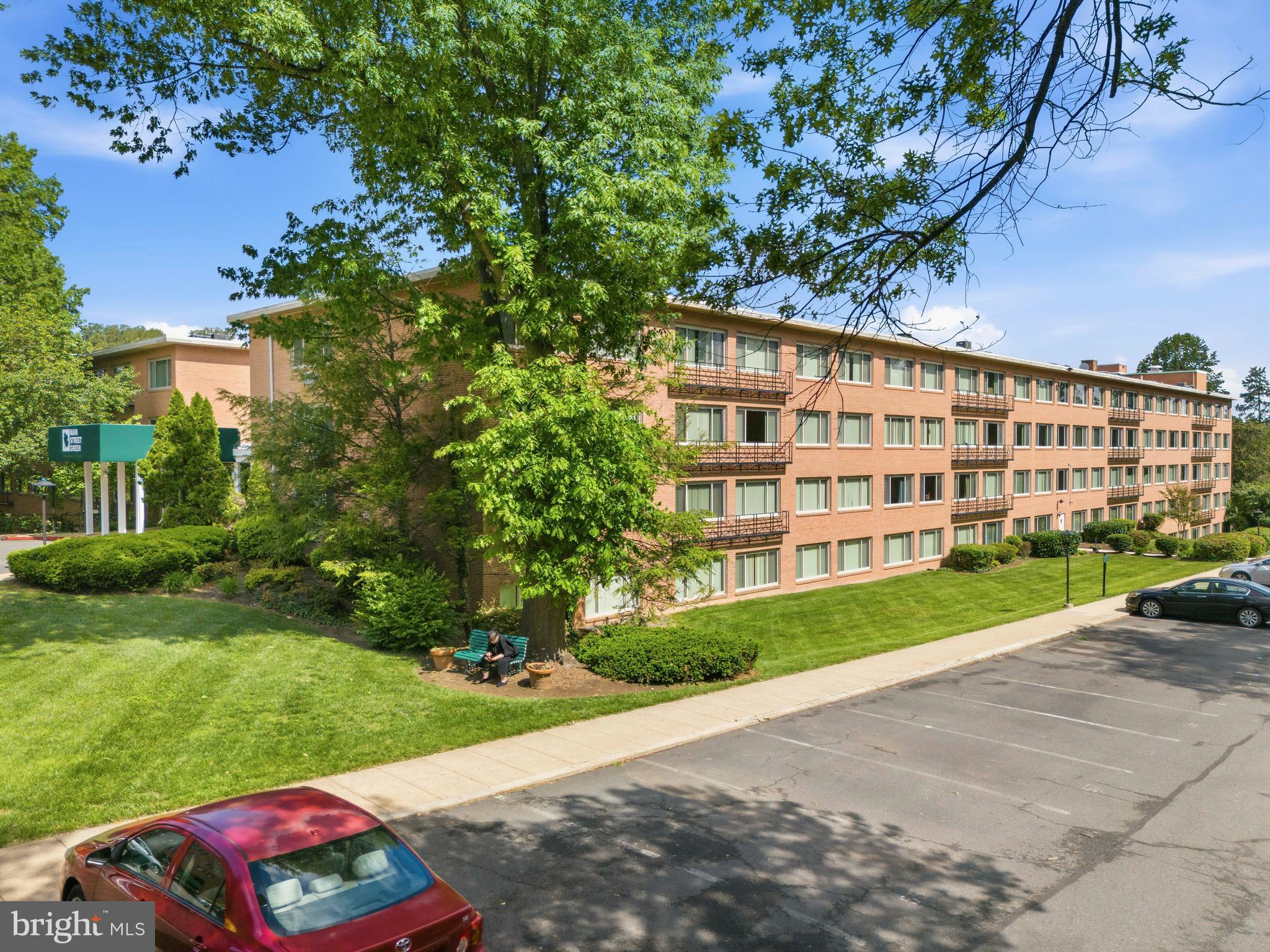 MAIN STREET GREEN - Residential