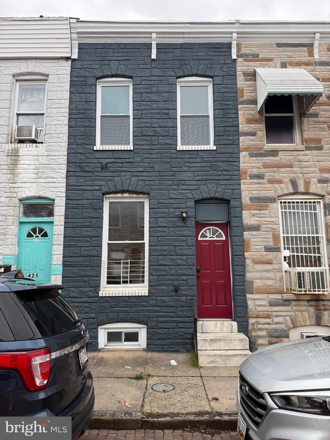 Fully Renovated 3-Bedroom, 2-Bath Home Just Steps from Patterson Park 423 N Belnord Ave, Baltimore, MD 21224!
Welcome to this beautifully updated 3-bedroom, 2-bathroom rowhome located in one of Baltimore's most walkable and vibrant neighborhoods. Just minutes from Patterson Park and a short commute to Johns Hopkins and downtown, this home offers the perfect blend of historic charm and modern luxury.
Step inside to discover an open-concept living and dining area with brand-new hardwood flooring, recessed lighting, and a bright, modern aesthetic. The fully renovated kitchen features granite countertops, stainless steel appliances, custom cabinetry, and a breakfast bar perfect for casual dining or entertaining.
Upstairs, you'll find spacious bedrooms with ample closet space, along with a sleek, modern full bathroom. The finished basement adds incredible versatility with a third bedroom or flex space, a second full bathroom, and a separate laundry area.
Enjoy the convenience of central air conditioning and heating, in-unit washer and dryer, and a private rear outdoor space ideal for relaxing or entertaining.
Located in the McElderry Park area near Patterson Park, this home puts you close to local restaurants, coffee shops, public transit, and all that city living has to offer.