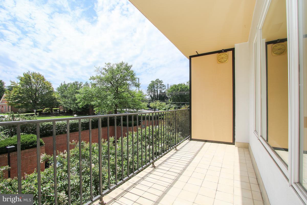 8101 CONN AVE - Residential