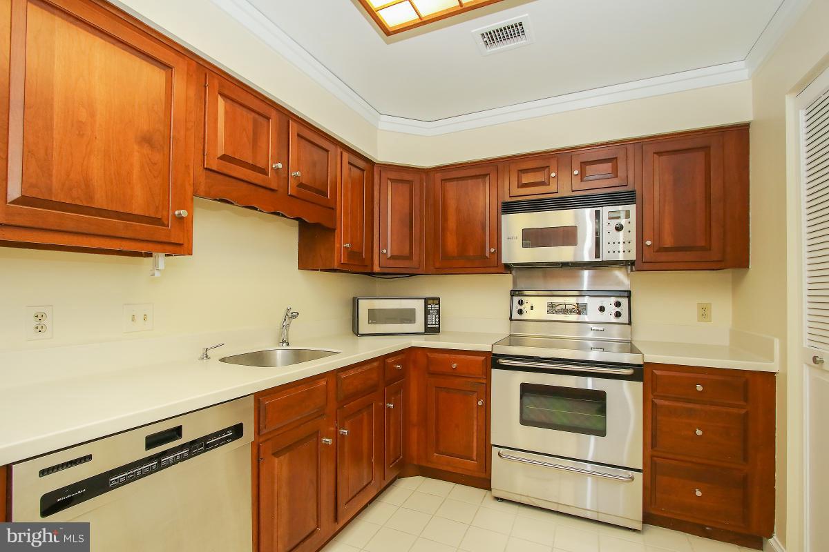 8101 CONN AVE - Residential