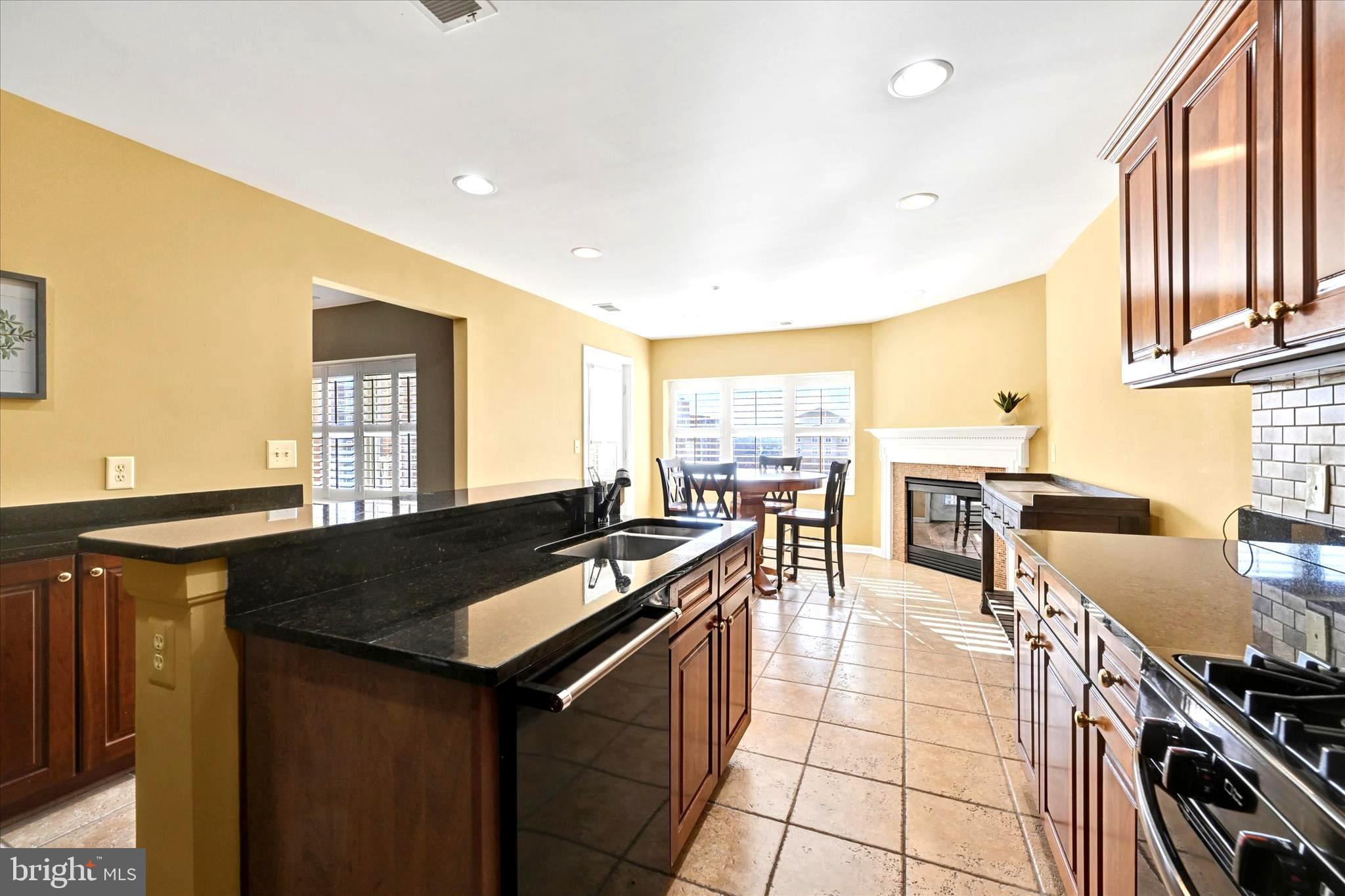 MAYS CHAPEL NORTH - Residential