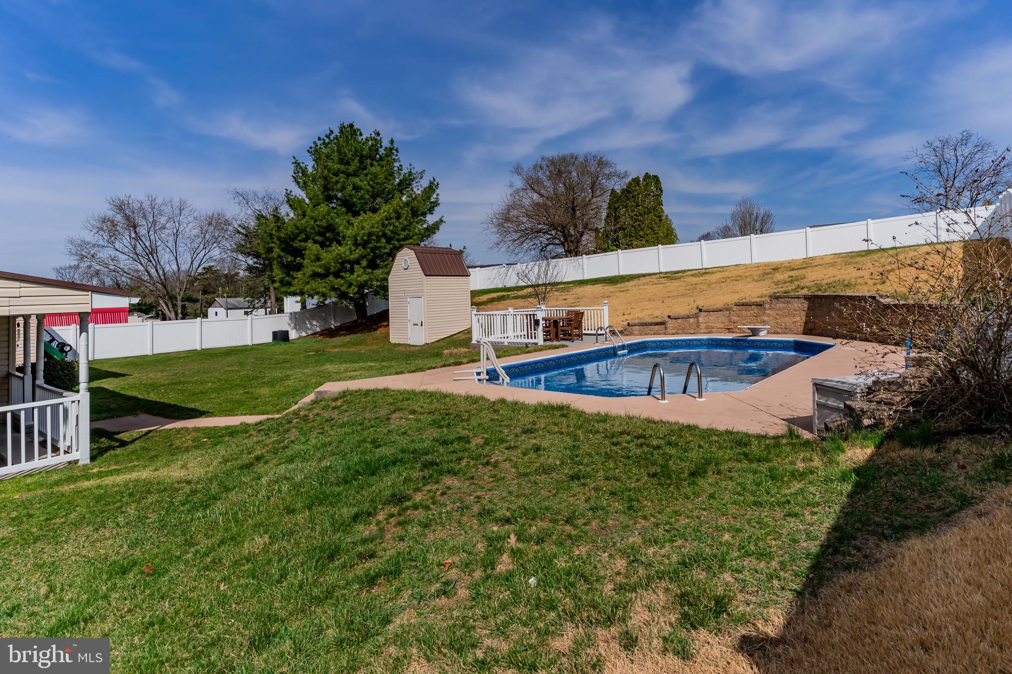 GRANDVIEW ACRES - Residential