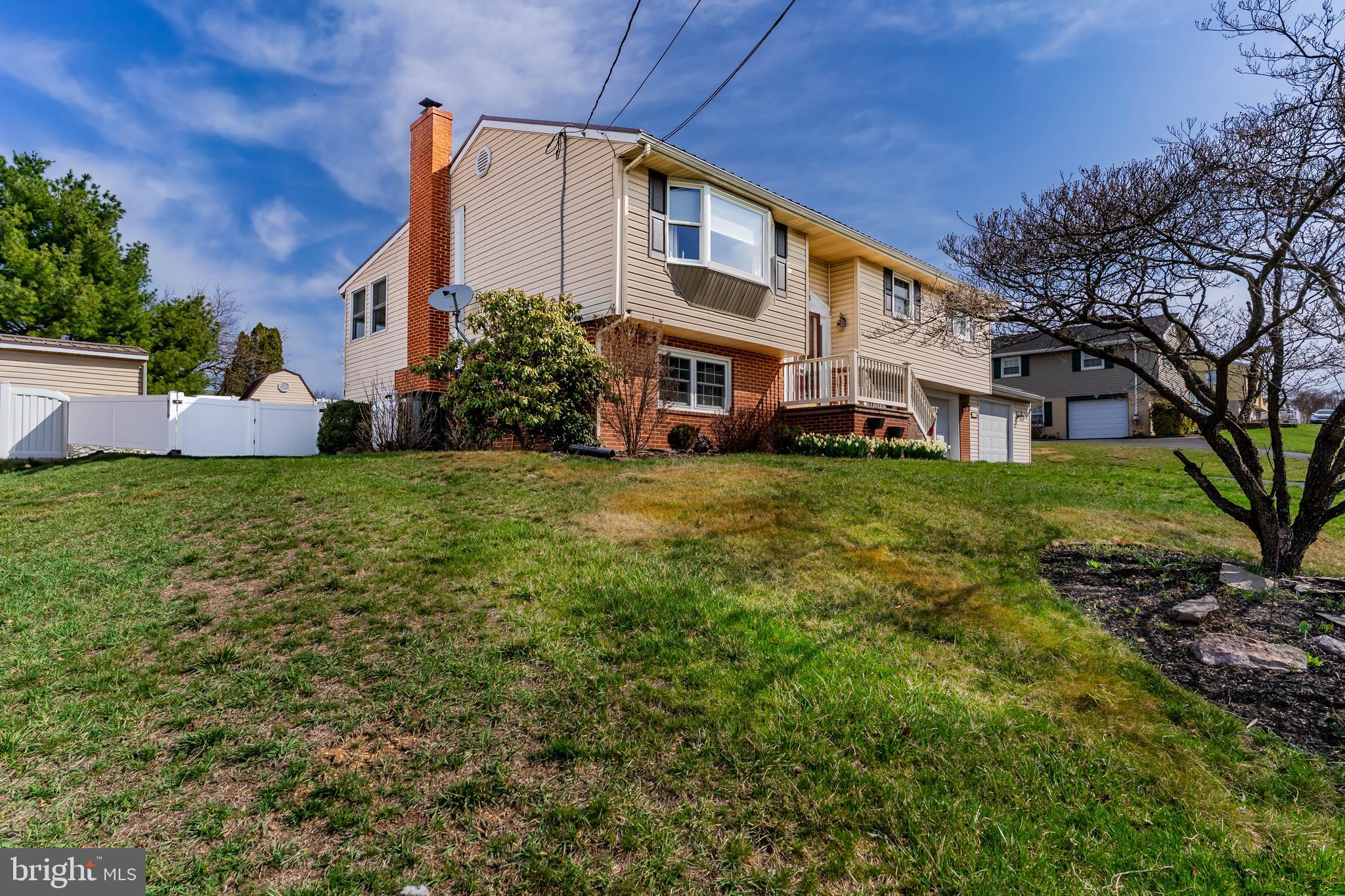 GRANDVIEW ACRES - Residential