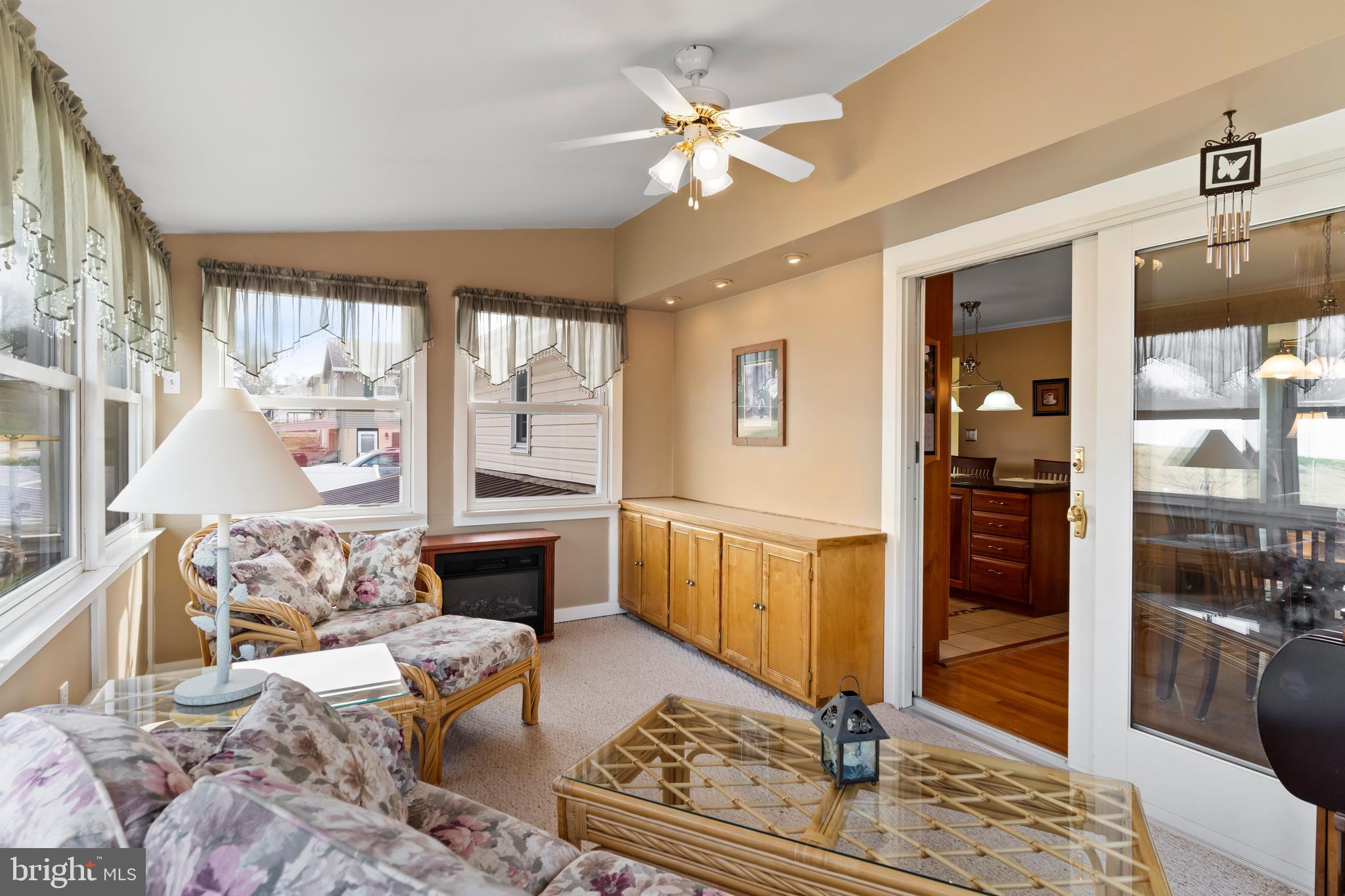 GRANDVIEW ACRES - Residential