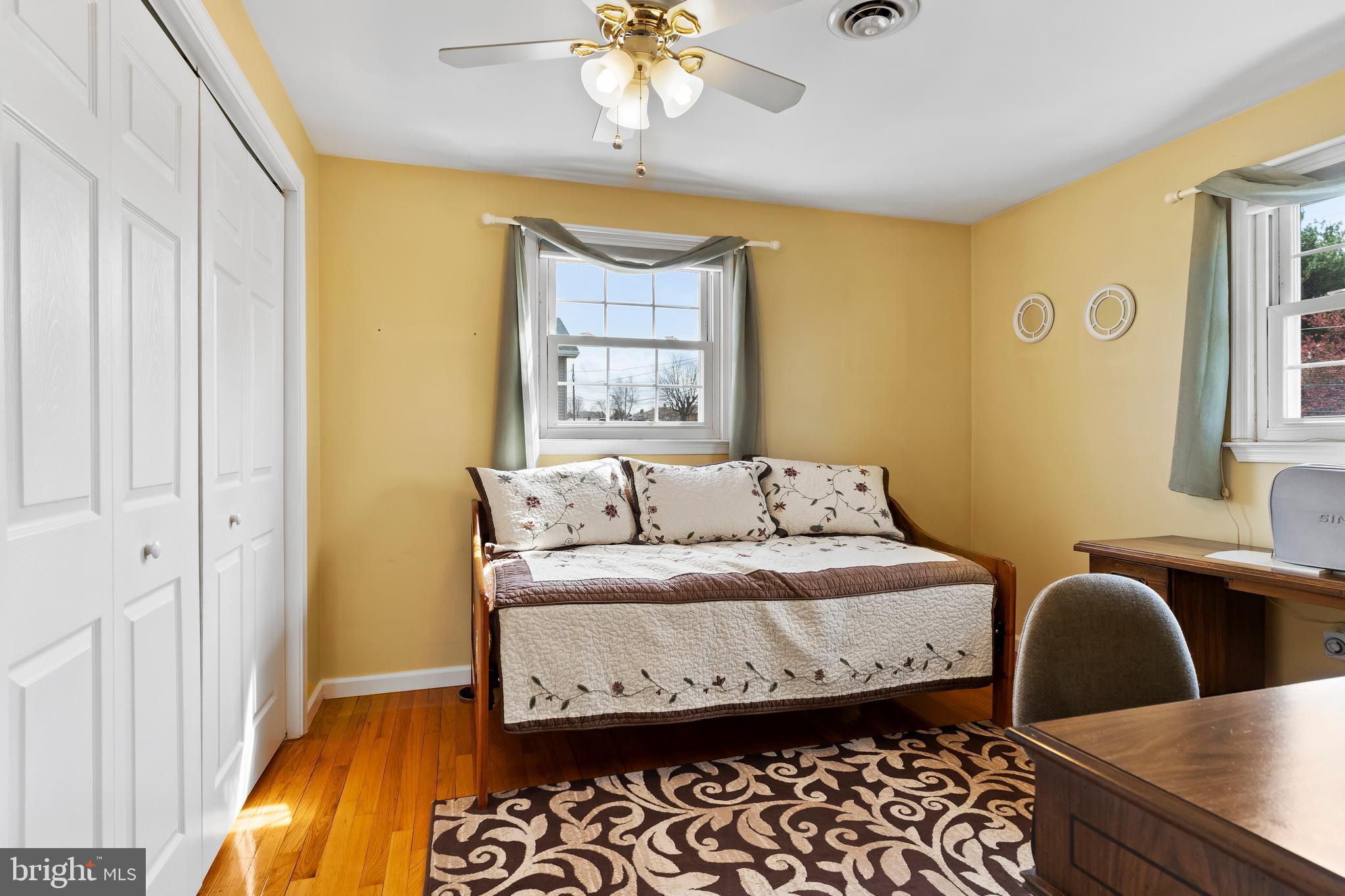 GRANDVIEW ACRES - Residential