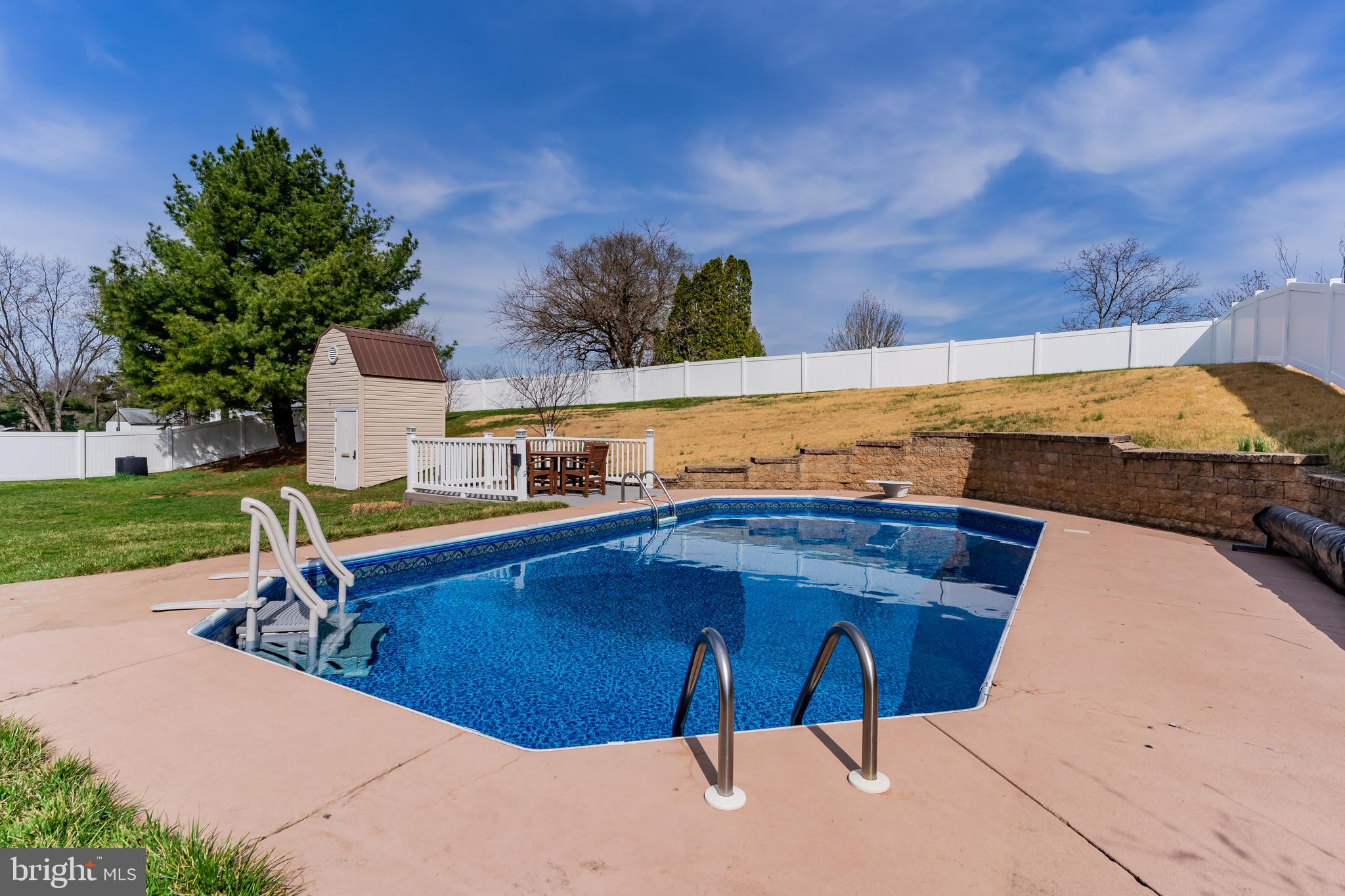 GRANDVIEW ACRES - Residential