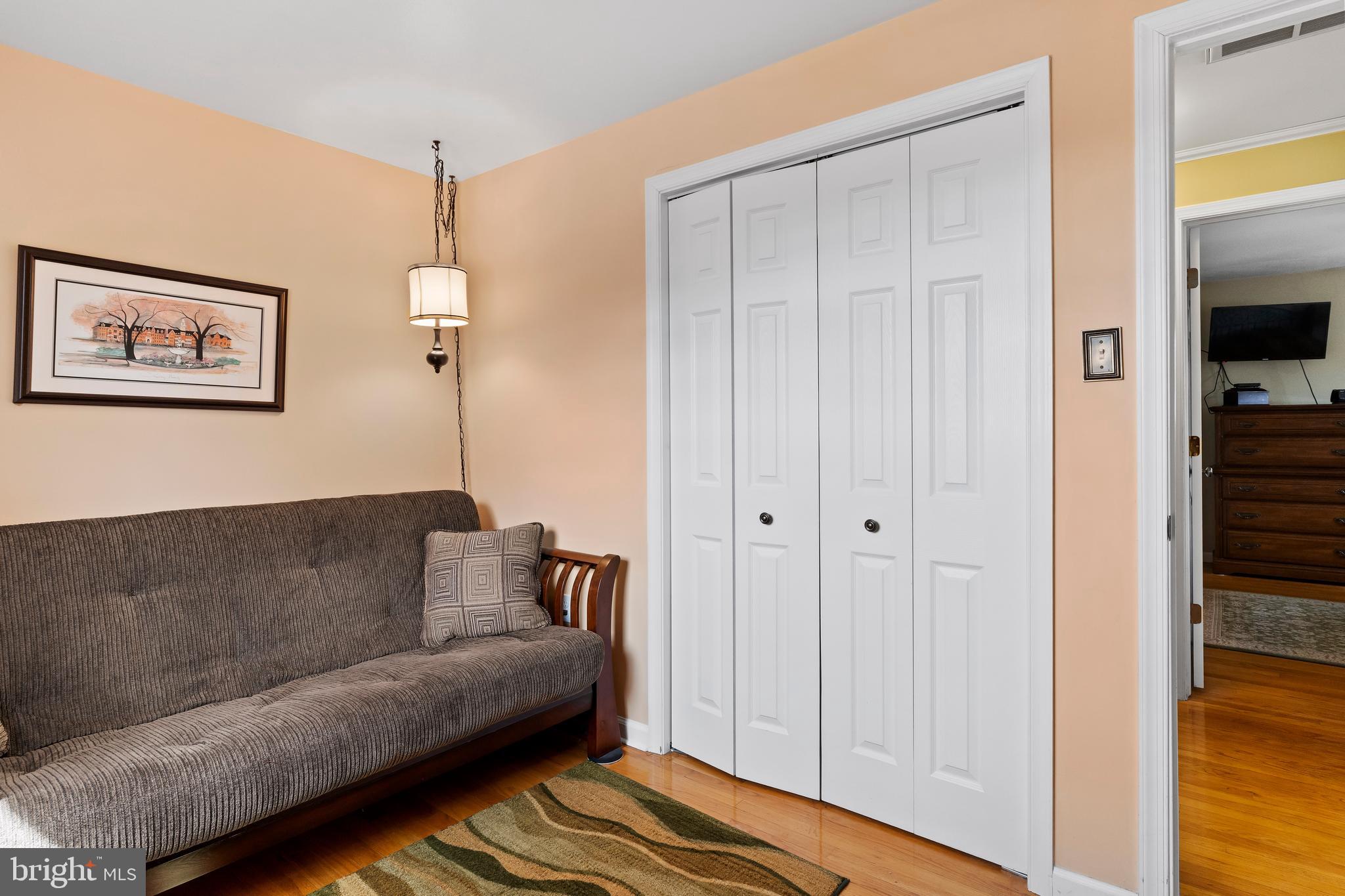 GRANDVIEW ACRES - Residential