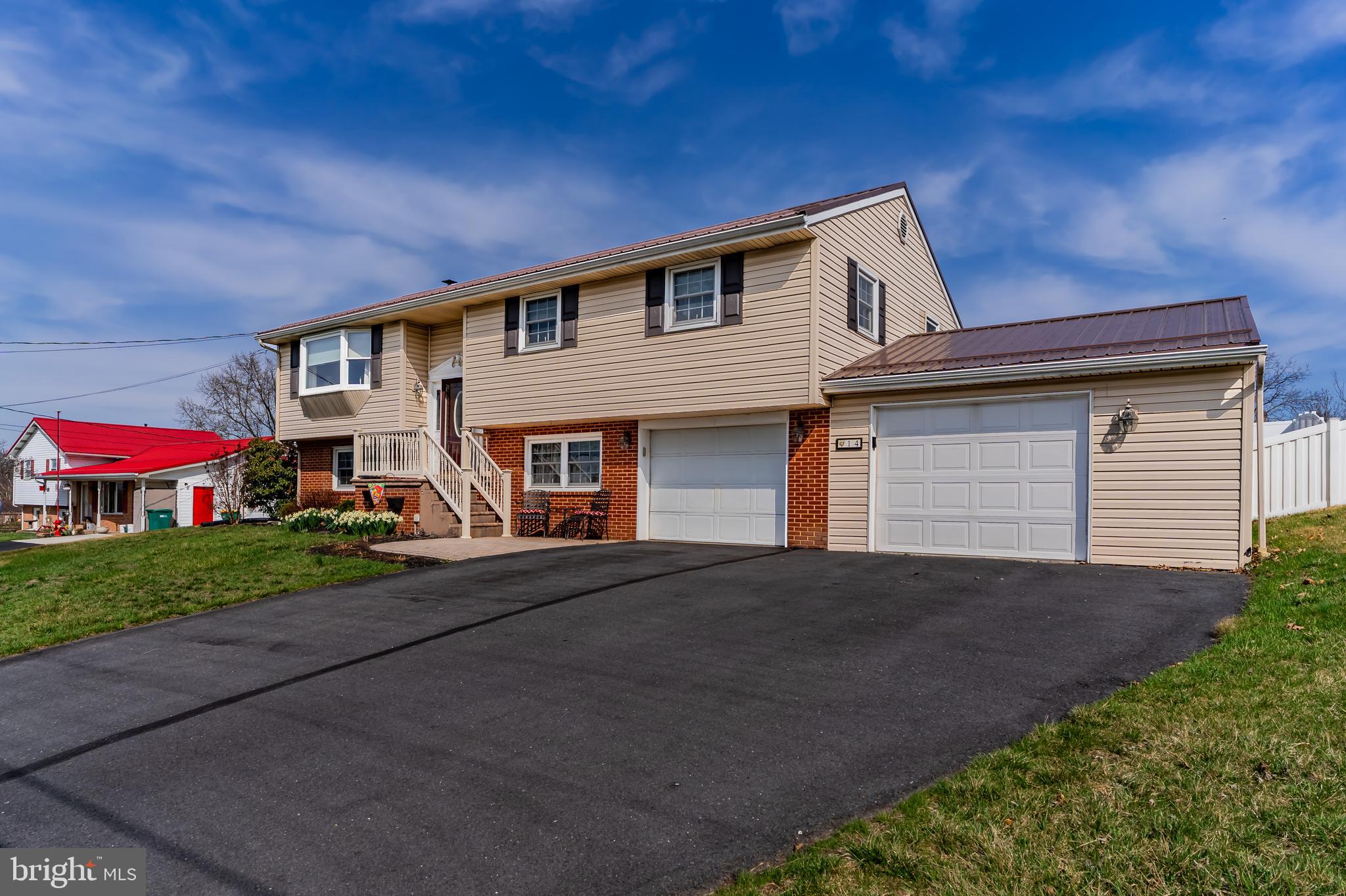 GRANDVIEW ACRES - Residential