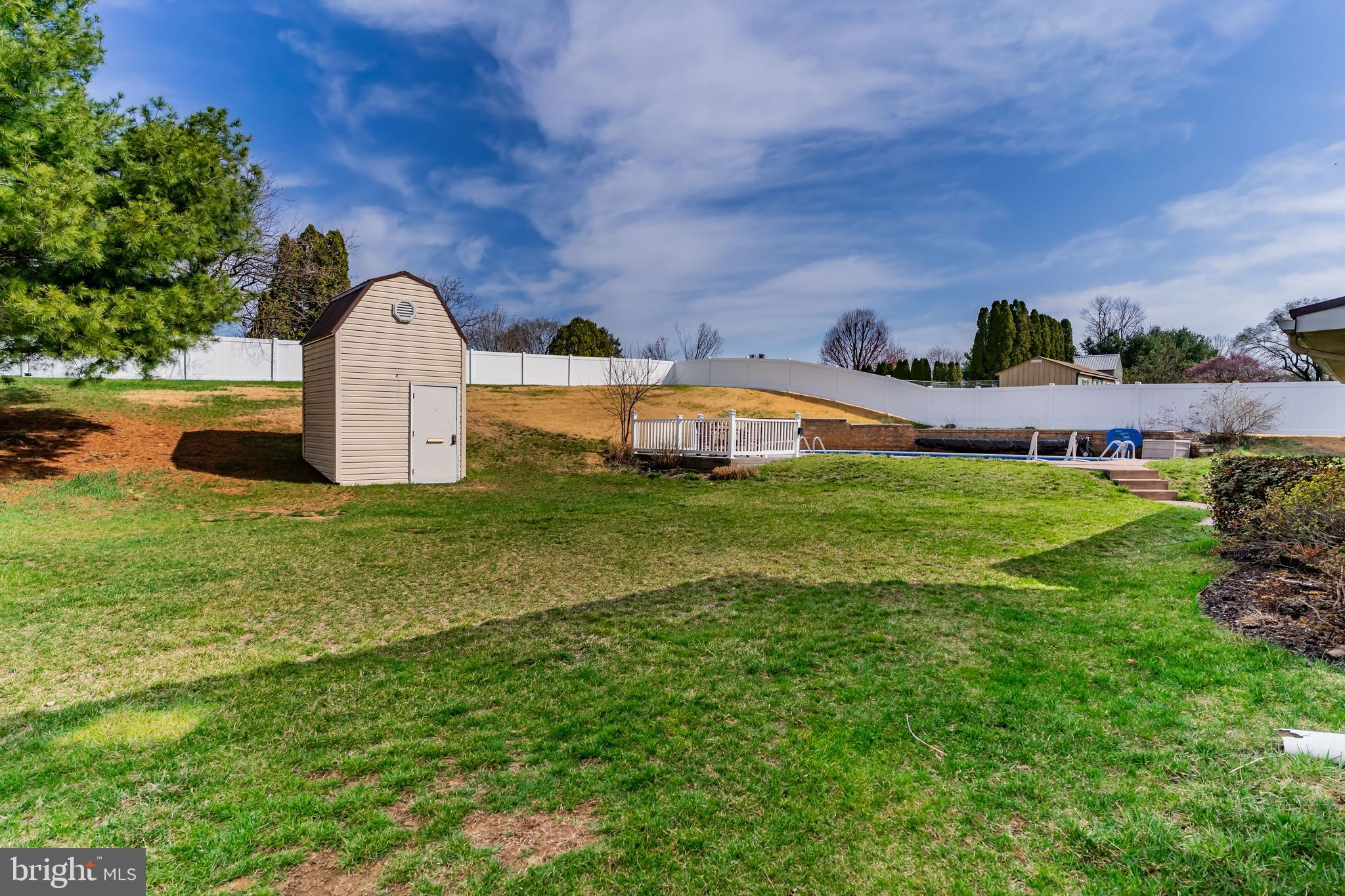 GRANDVIEW ACRES - Residential