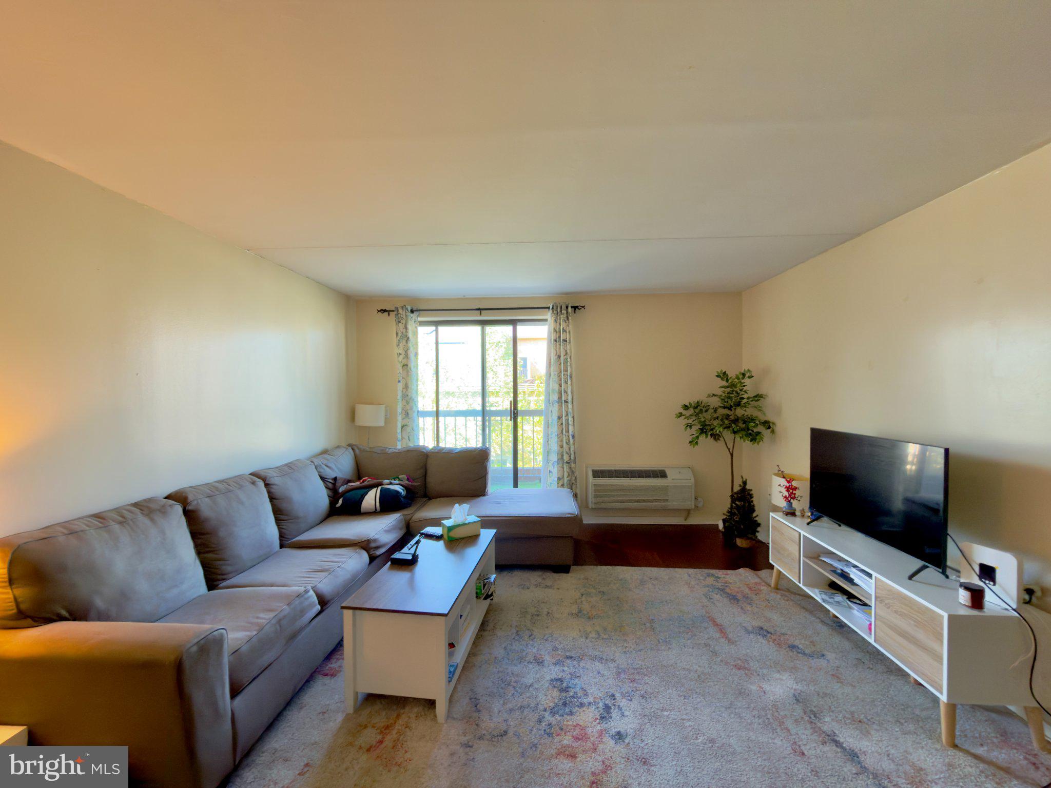 200 LOMBARD STREET 534