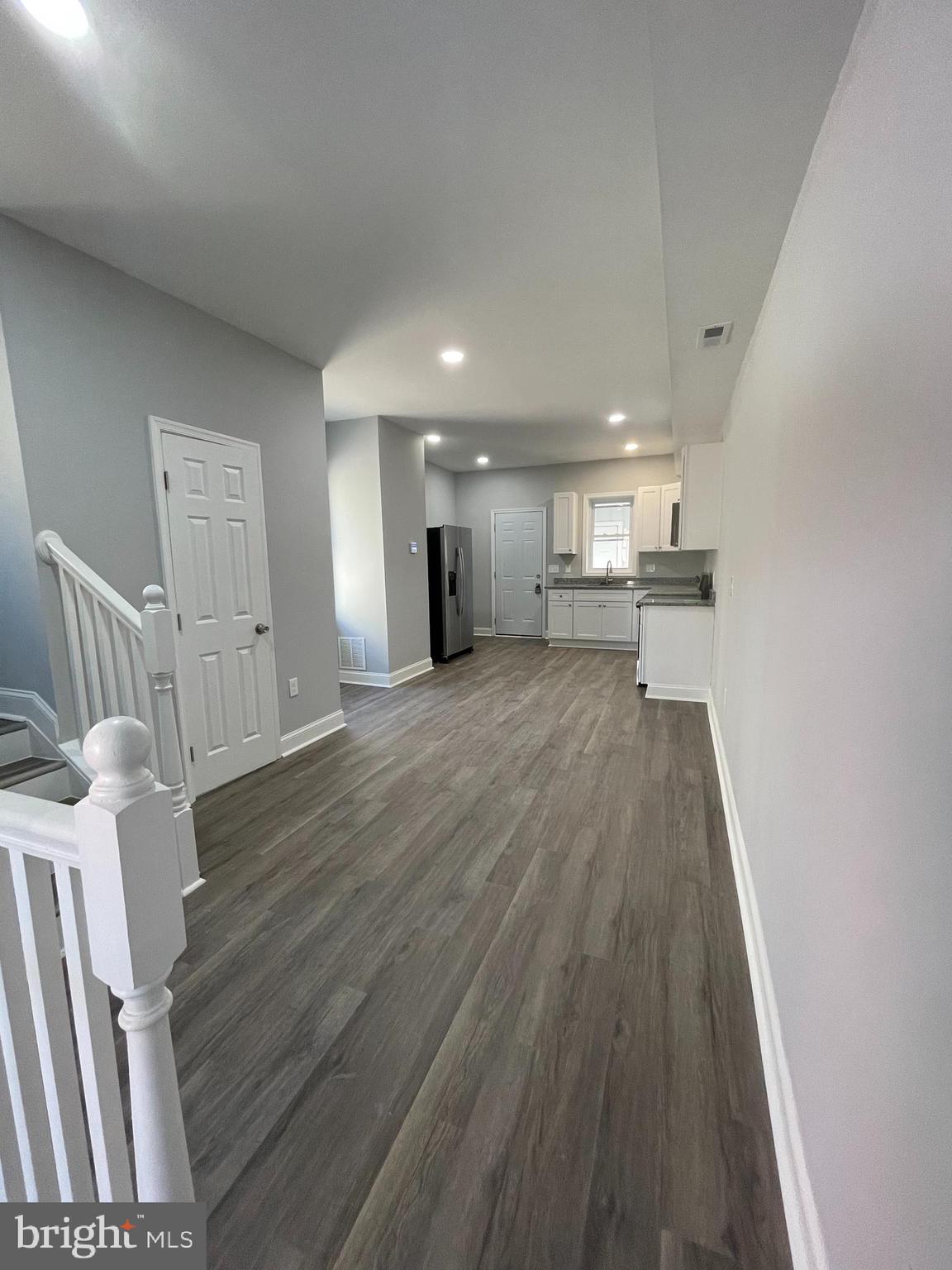 BROADWAY EAST - Residential Lease