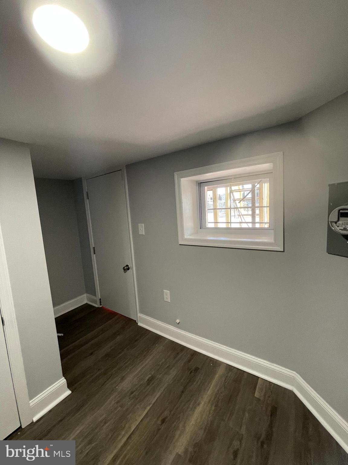 BROADWAY EAST - Residential Lease