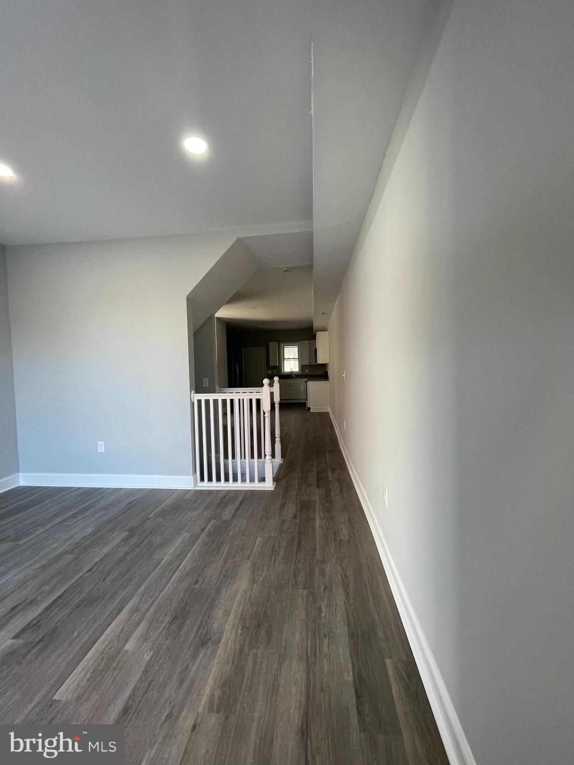 BROADWAY EAST - Residential Lease