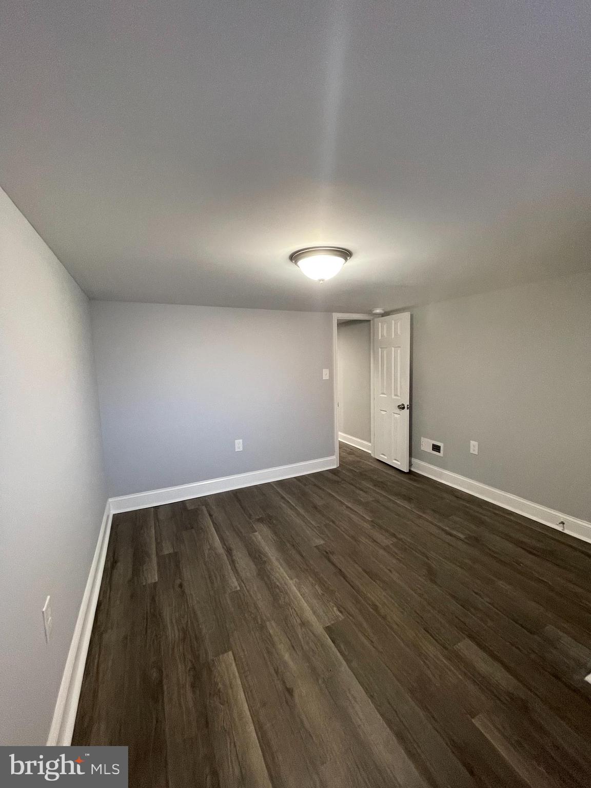 BROADWAY EAST - Residential Lease