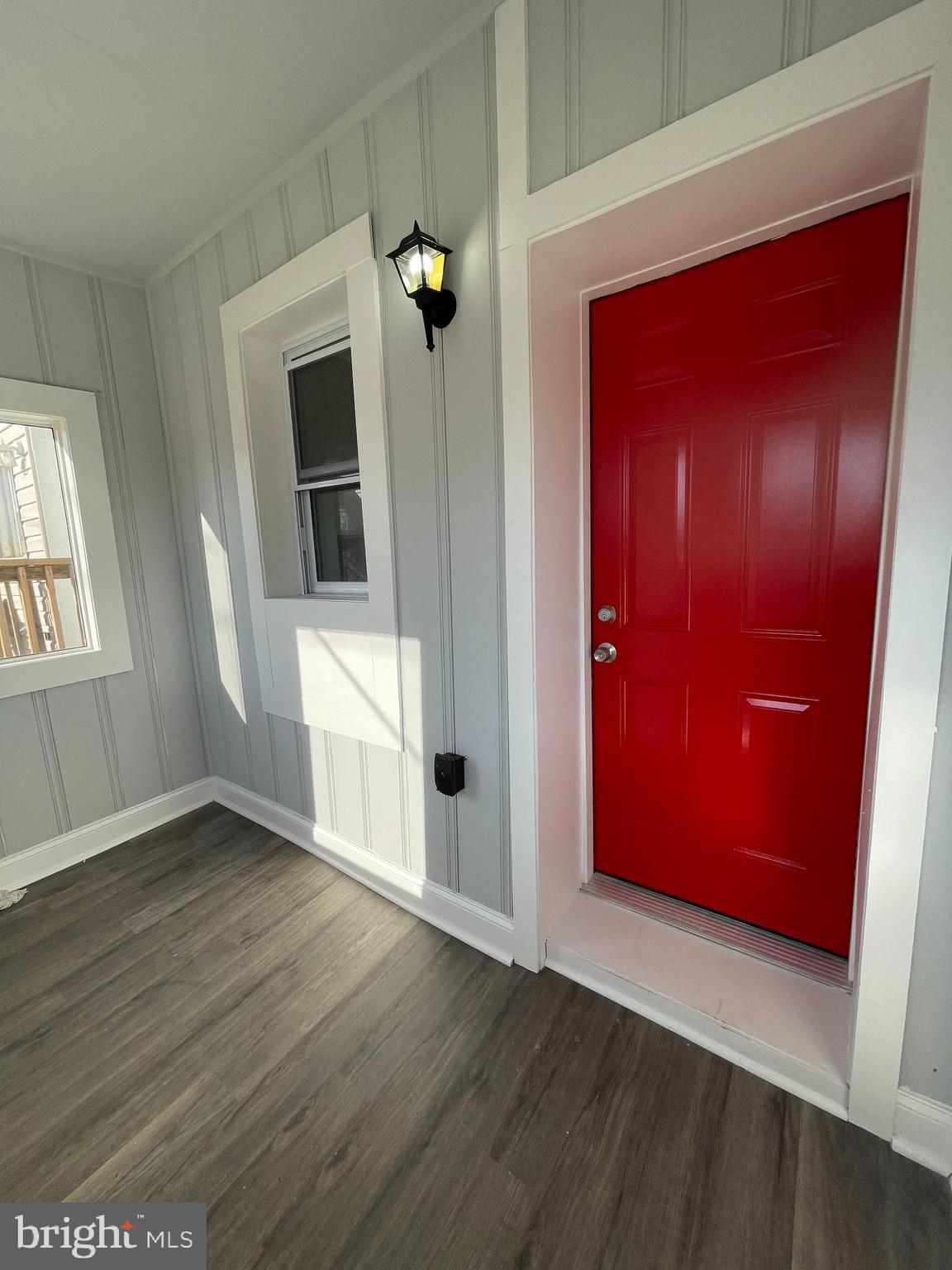 BROADWAY EAST - Residential Lease