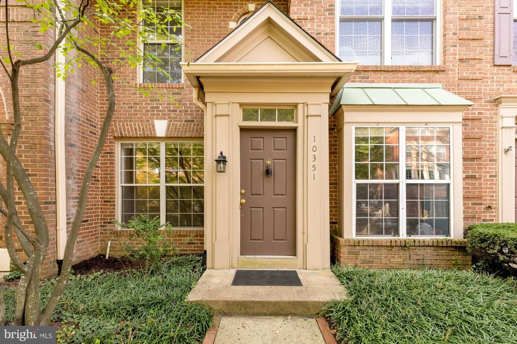 Photo of 10351 Sager Avenue, FAIRFAX, VA 22030 (MLS # VAFC2006964)