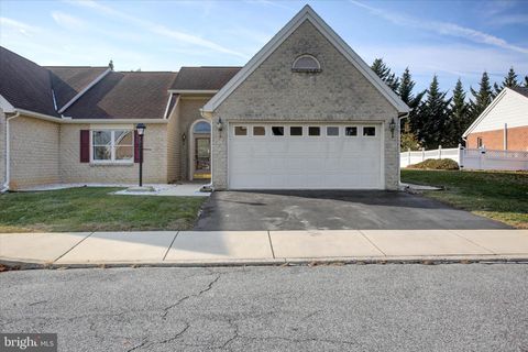 1212 BRANDON DRIVE CHAMBERSBURG PA 17201