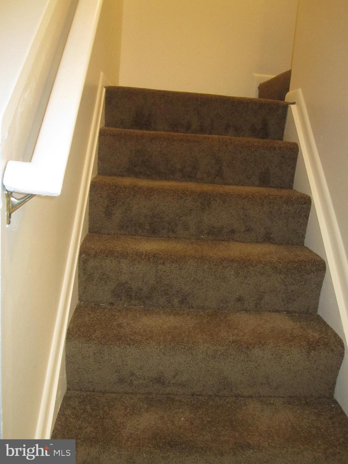 POHICK SQUARE - Residential Lease