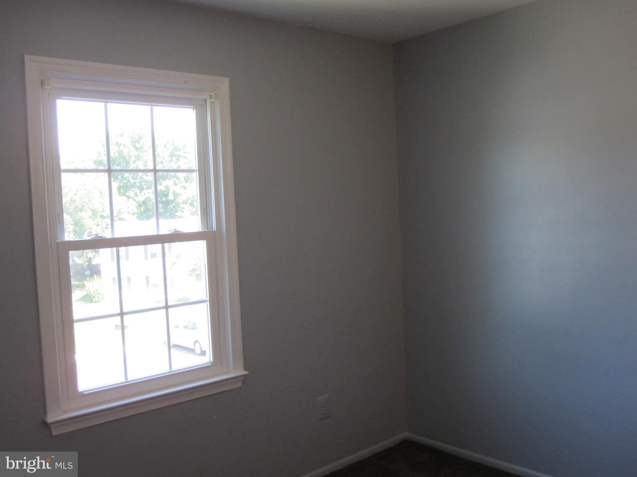 POHICK SQUARE - Residential Lease