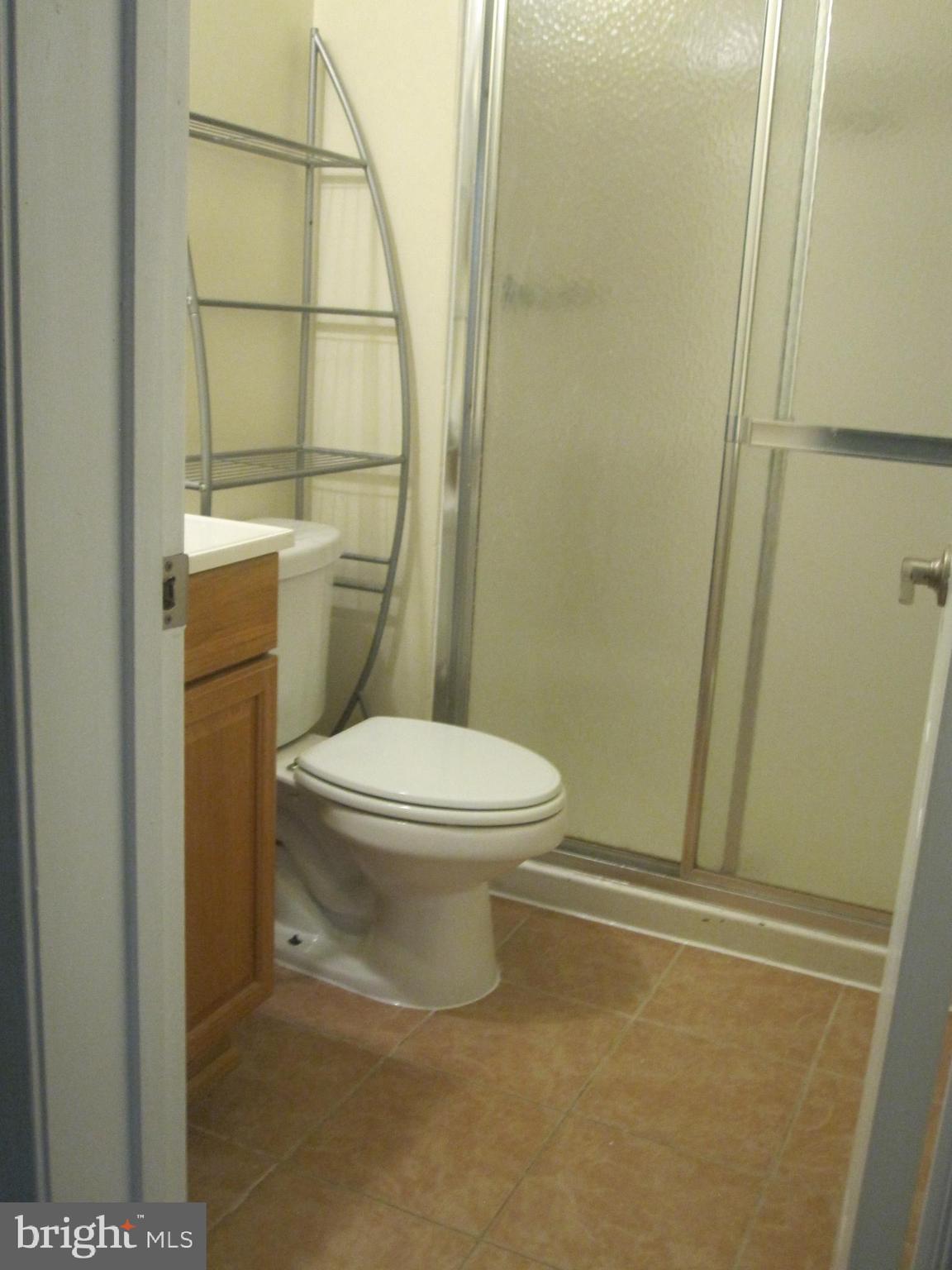 POHICK SQUARE - Residential Lease