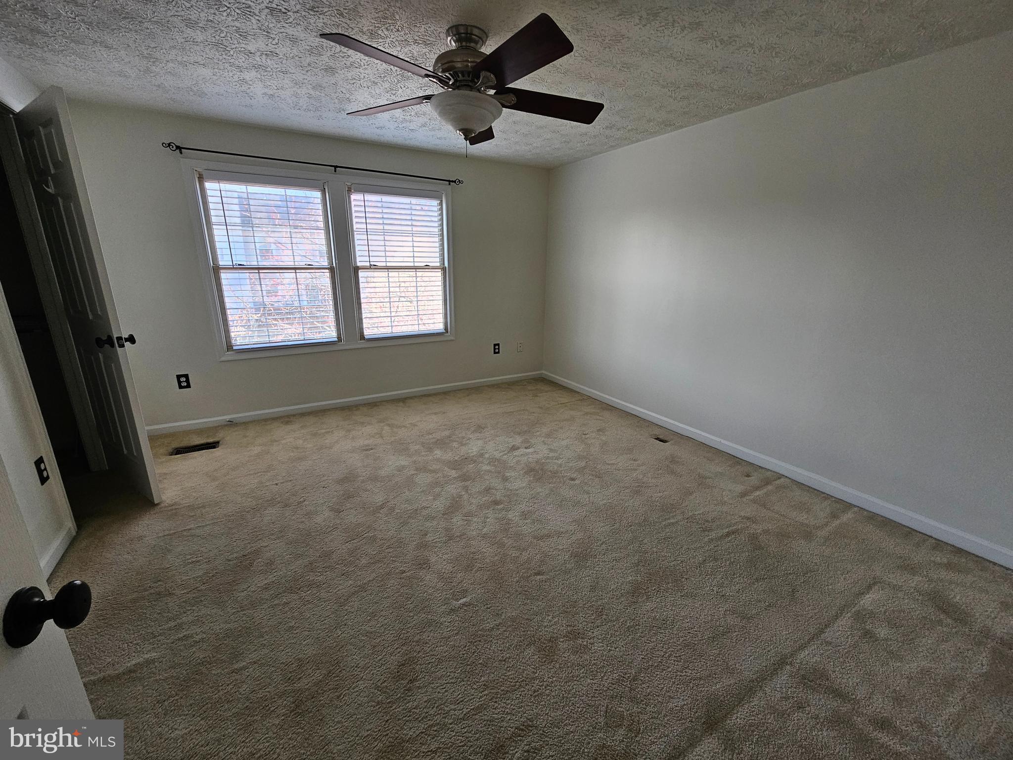 PINEY ORCHARD - Residential Lease