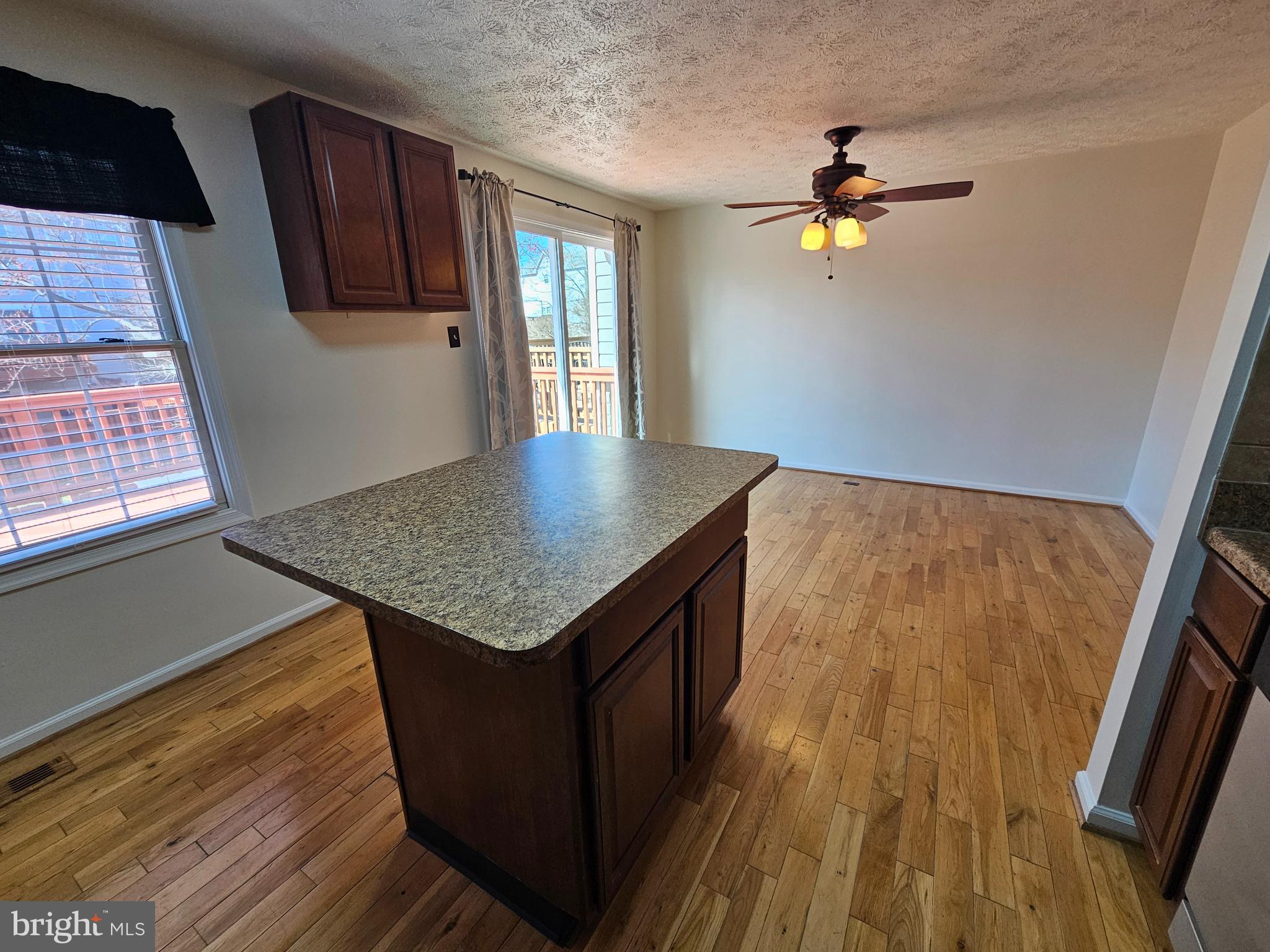 PINEY ORCHARD - Residential Lease