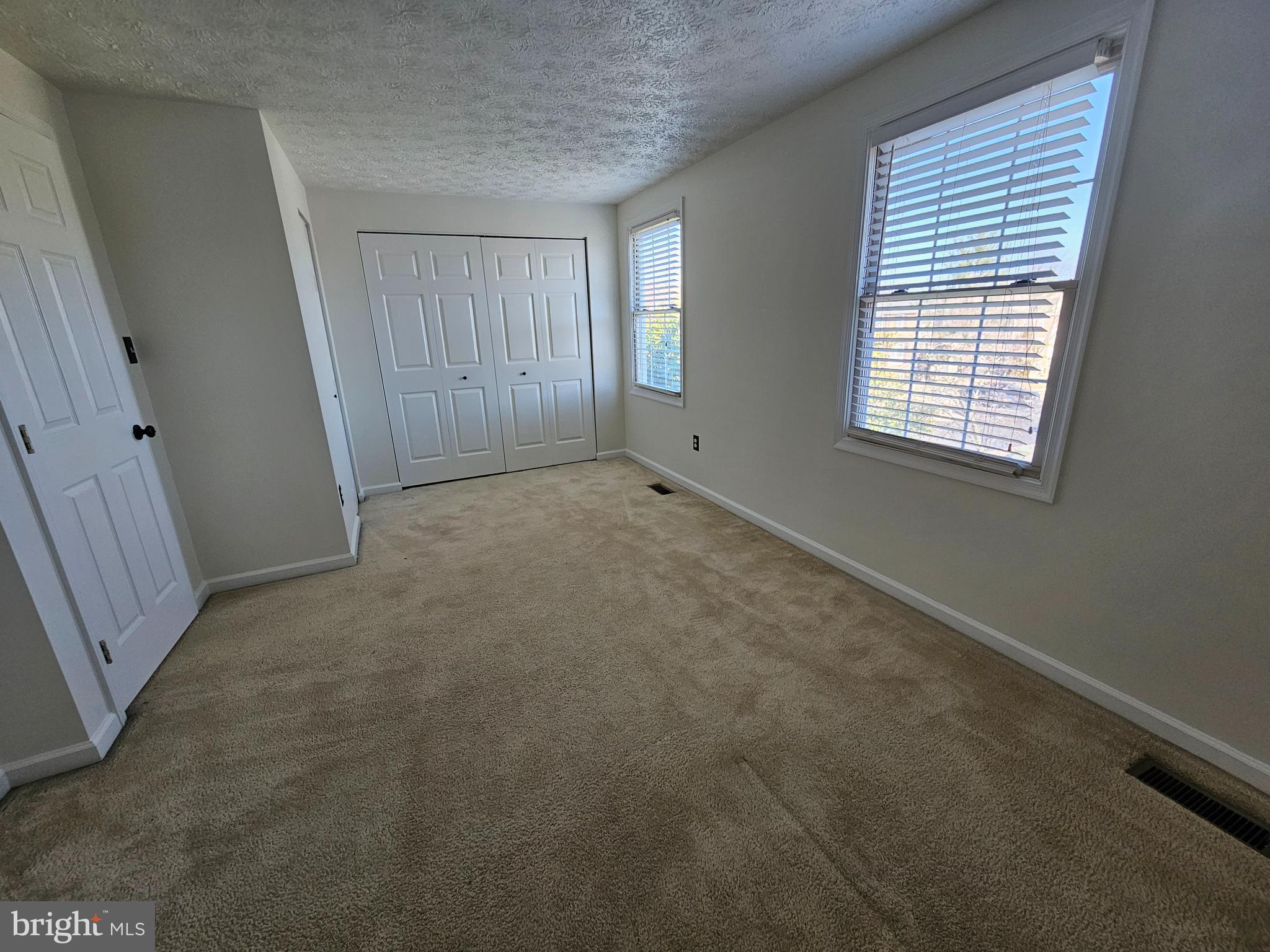 PINEY ORCHARD - Residential Lease